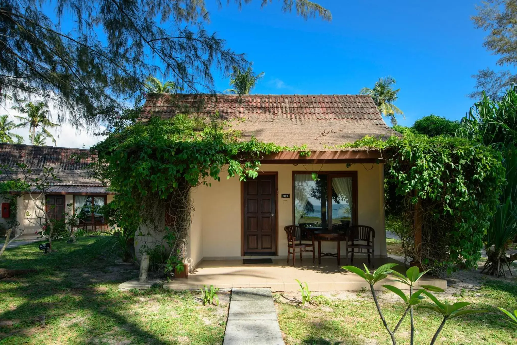 Property building in Frangipani Langkawi Resort Property building in Frangipani Langkawi Resort