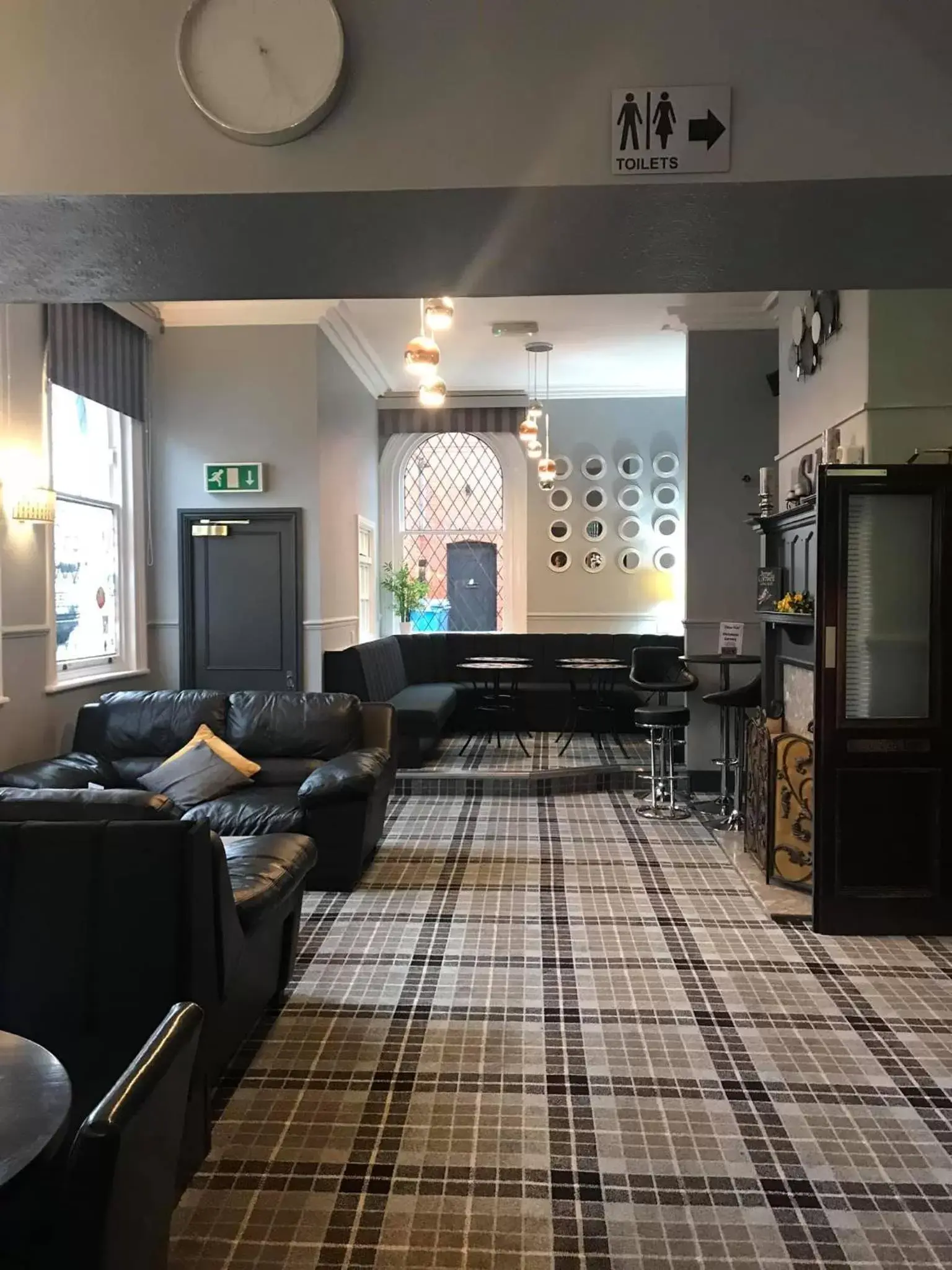 Lounge or bar, Lobby/Reception in The Station Hotel