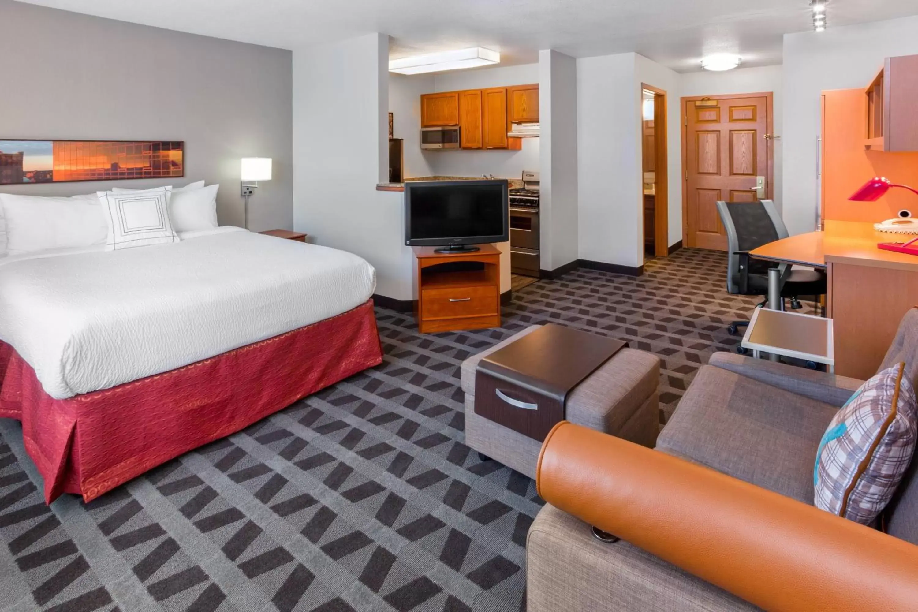 Bedroom in TownePlace Suites Minneapolis West/St. Louis Park