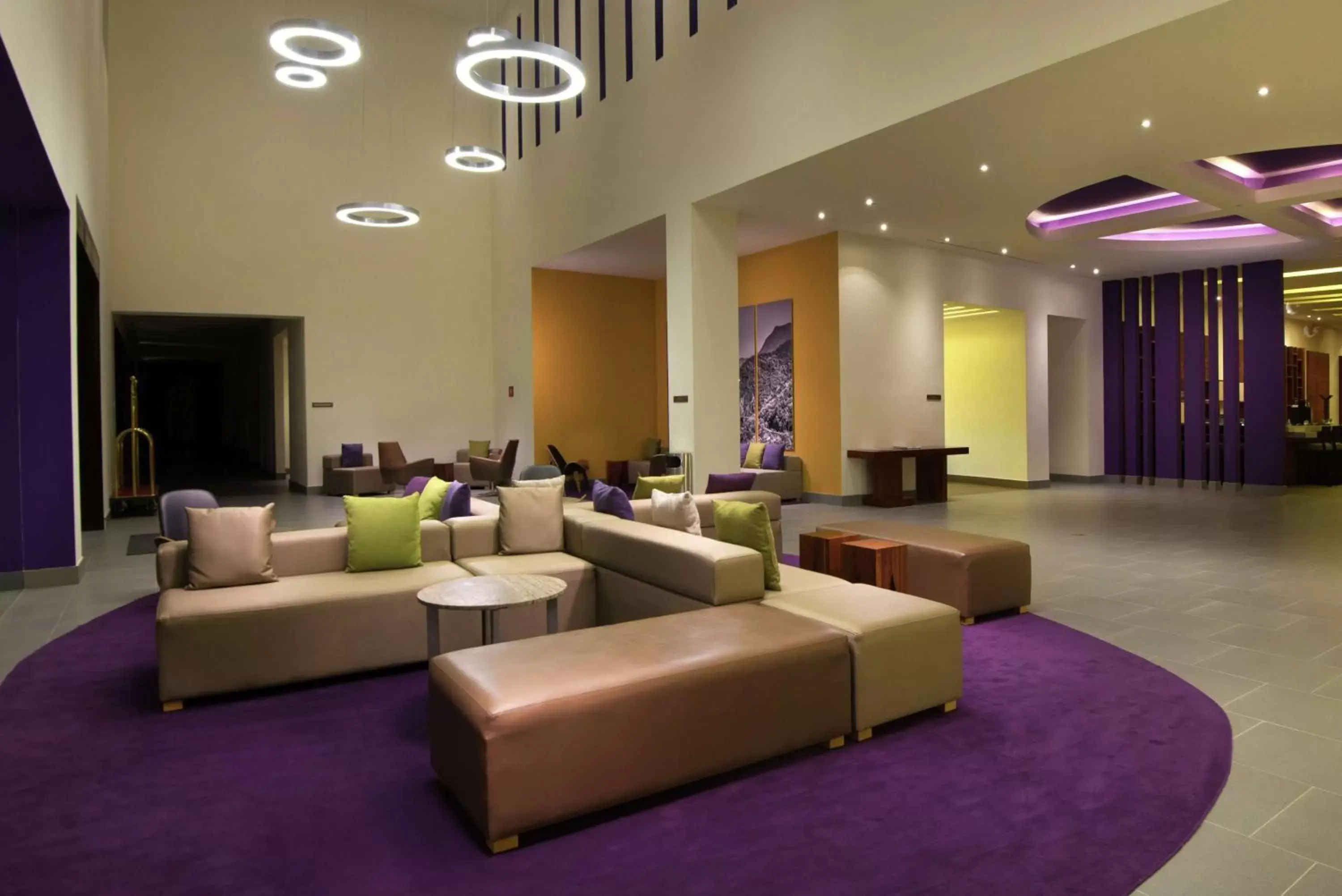 Lobby or reception, Seating Area in Hilton Garden Inn Monterrey Airport