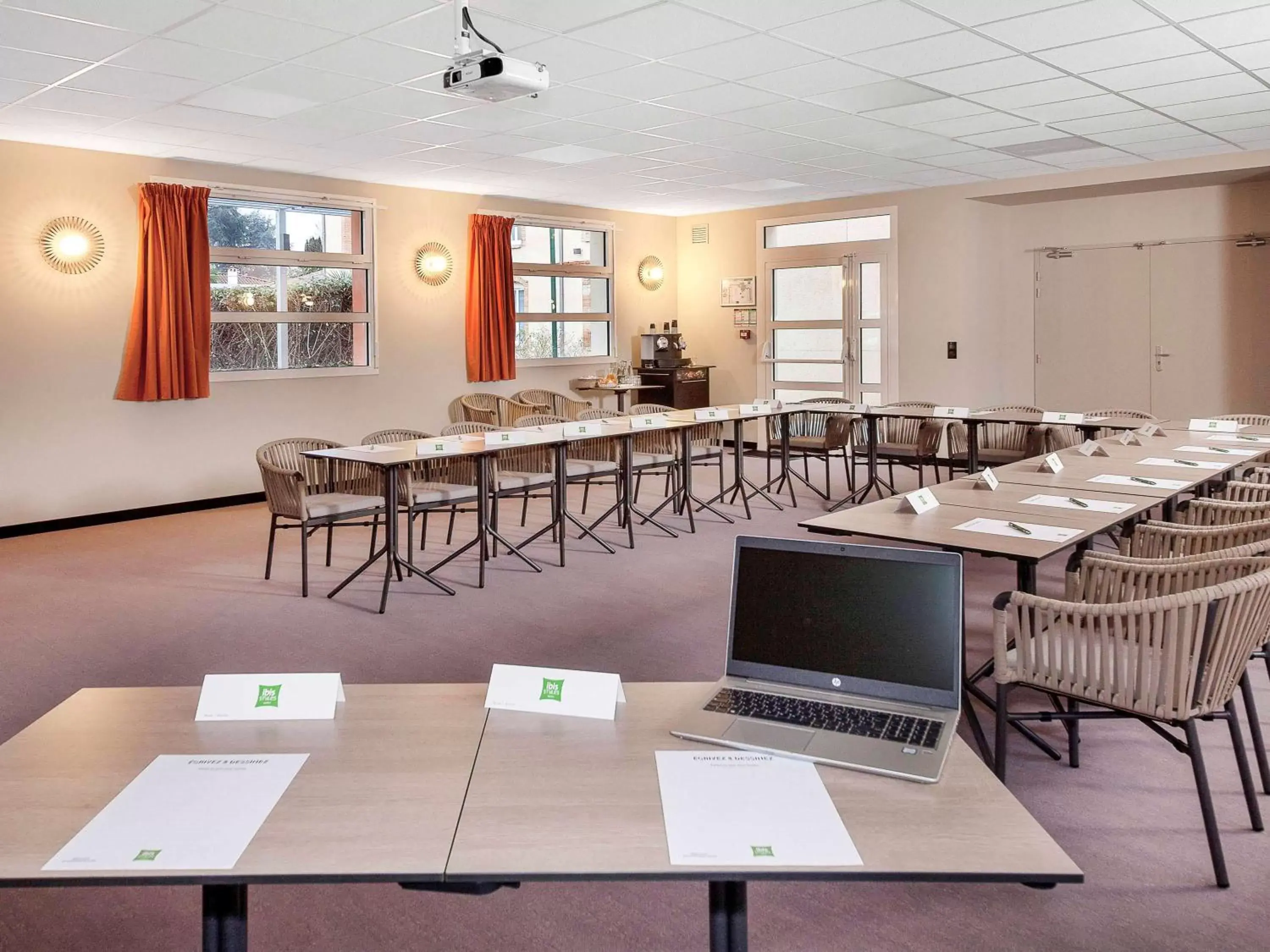 On site, Business Area/Conference Room in ibis Styles Toulouse Lavaur