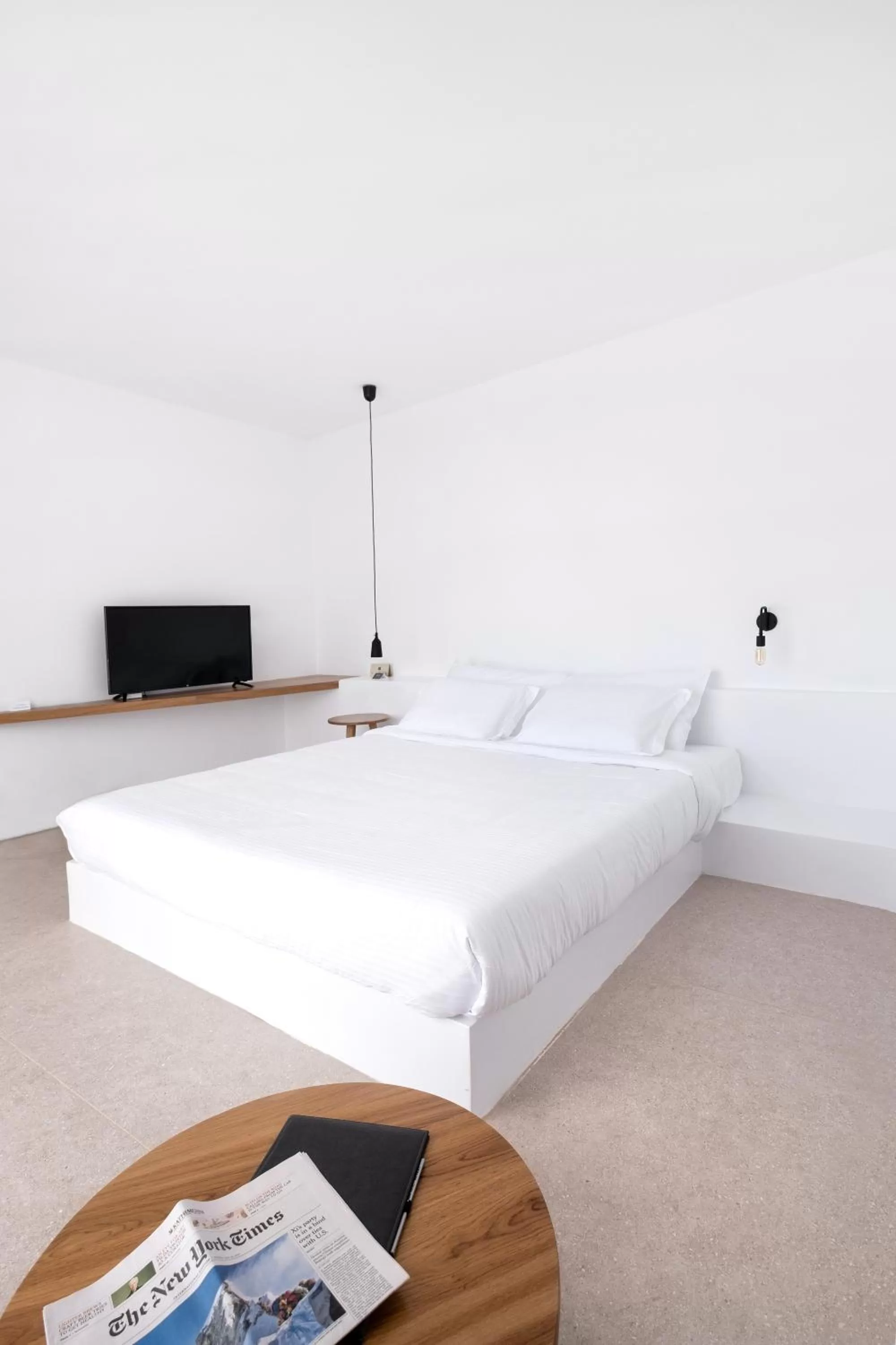 Bed in Lilium Hotel Santorini