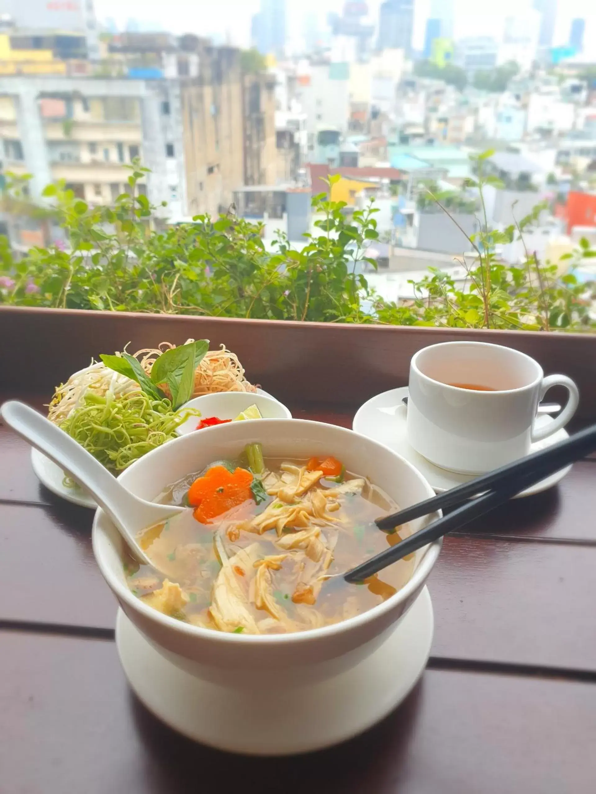 Restaurant/places to eat in Duc Vuong Saigon Hotel - Bui Vien Restaurant/places to eat in Duc Vuong Saigon Hotel - Bui Vien