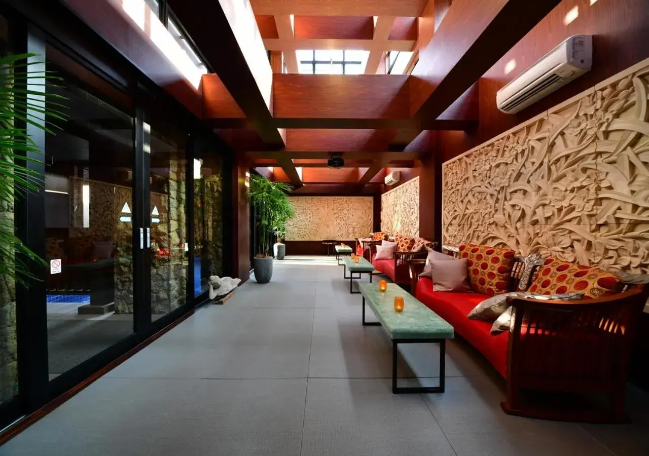 Communal lounge/ TV room in Balinese onsen ryokan Hakone Airu