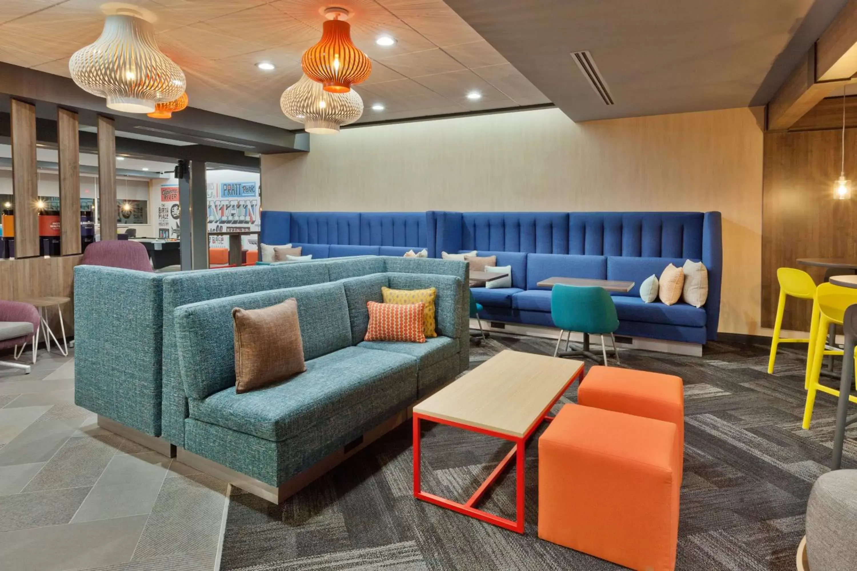 Lobby or reception, Seating Area in Tru By Hilton Prattville