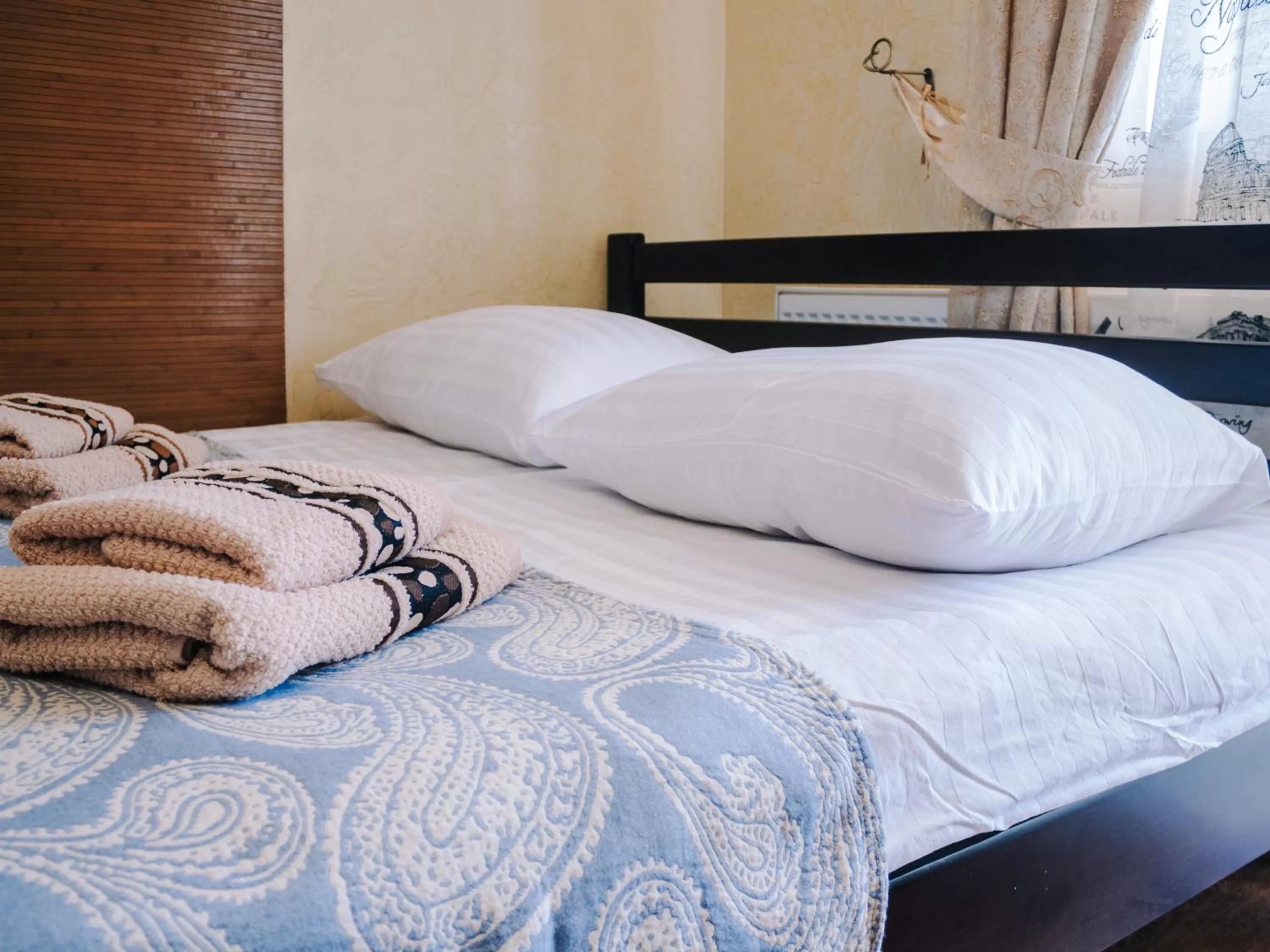 Bed in Filvarok Hotel