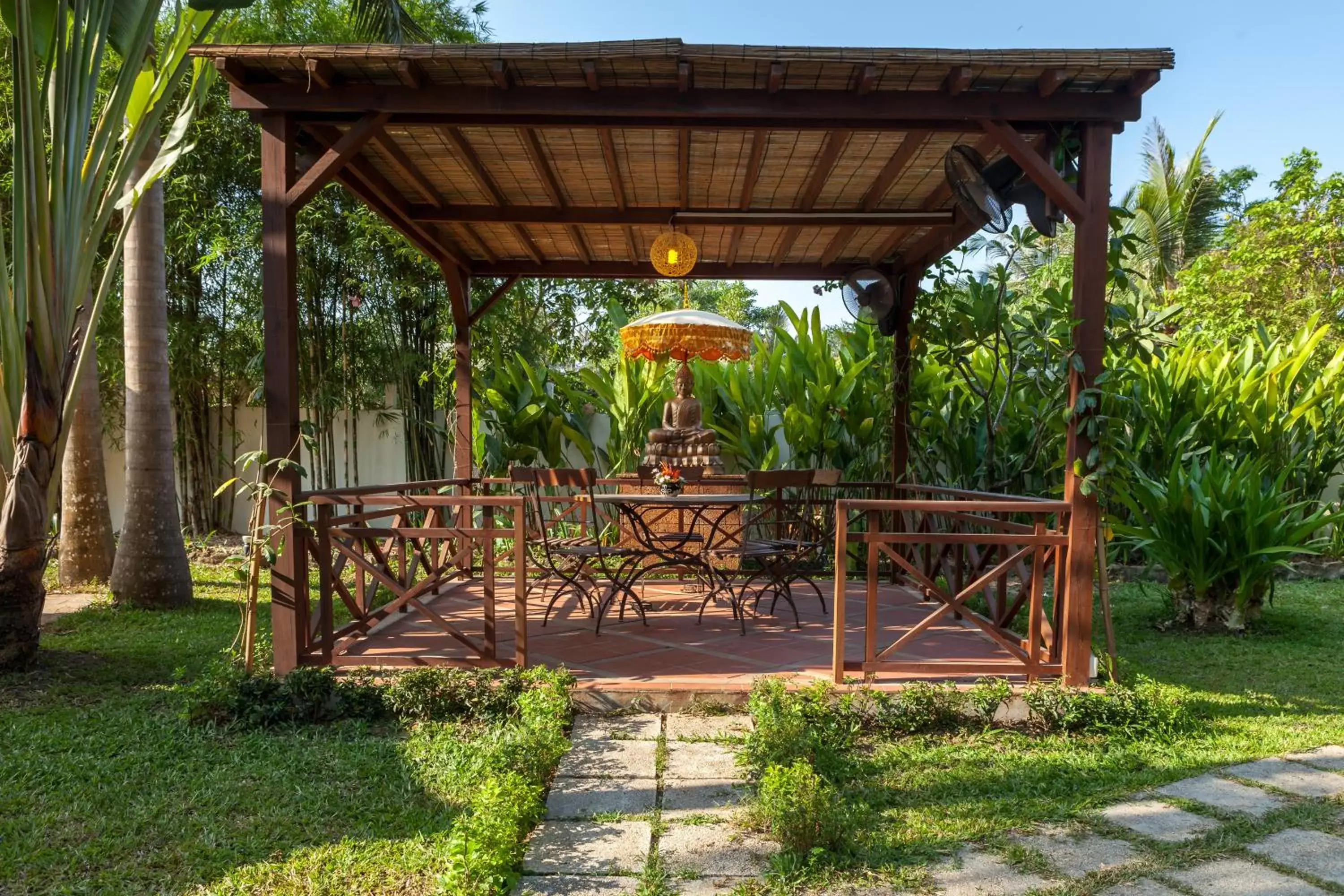 Dining area, Garden in La Palmeraie D'angkor