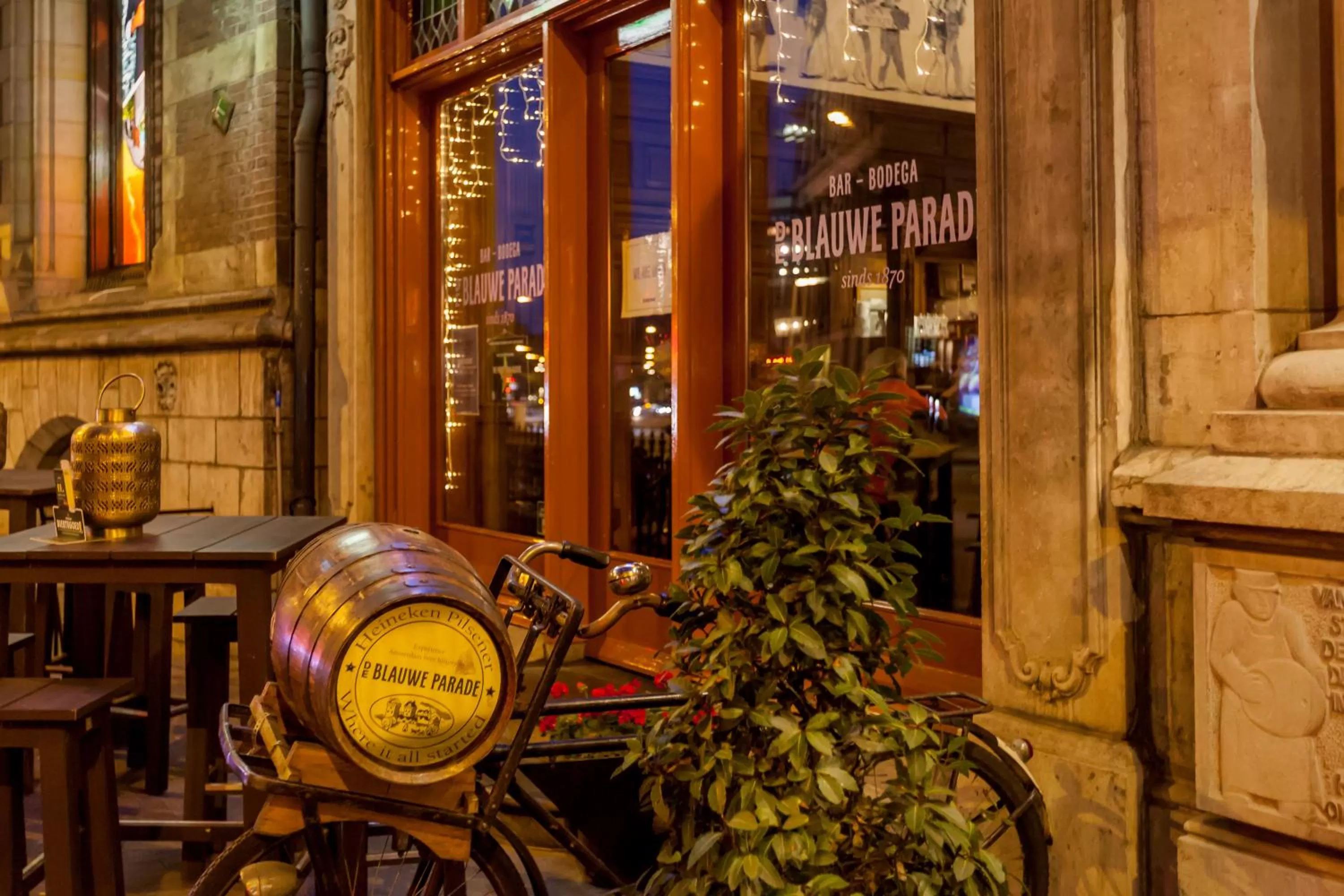 Facade/entrance in Hotel Die Port van Cleve