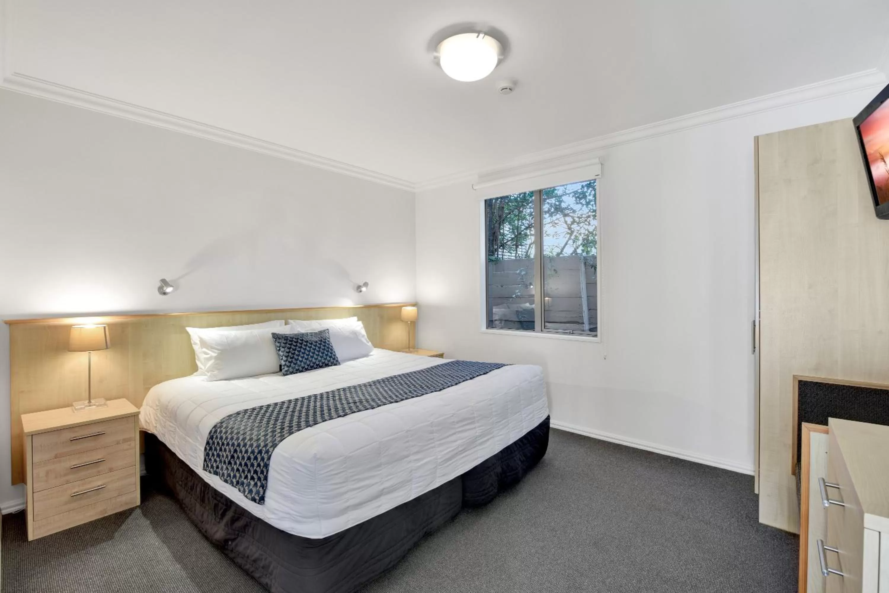 Bedroom, Bed in The Hotel Nelson