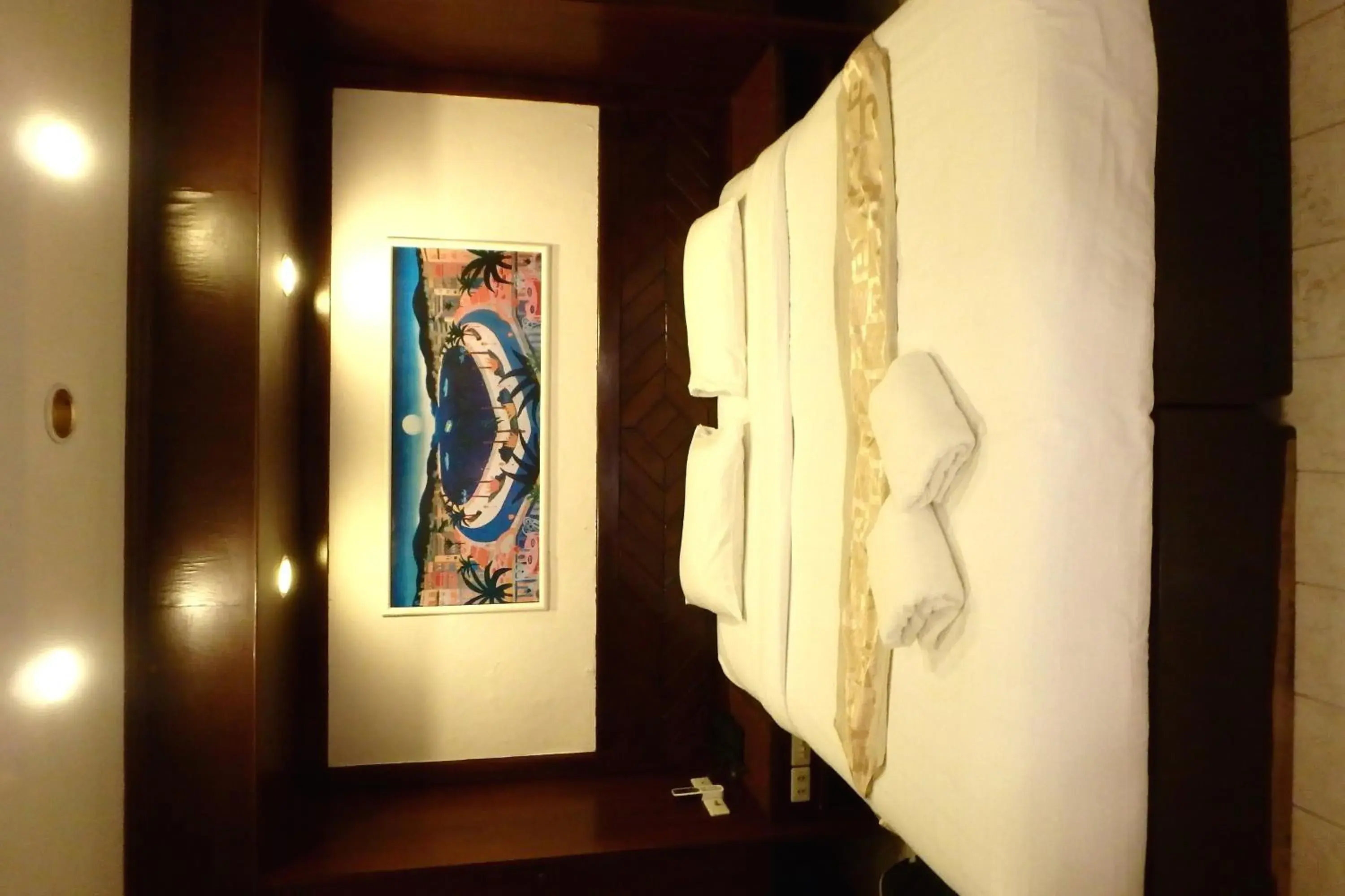 Bed in Karon Cafe Inn Bed in Karon Cafe Inn