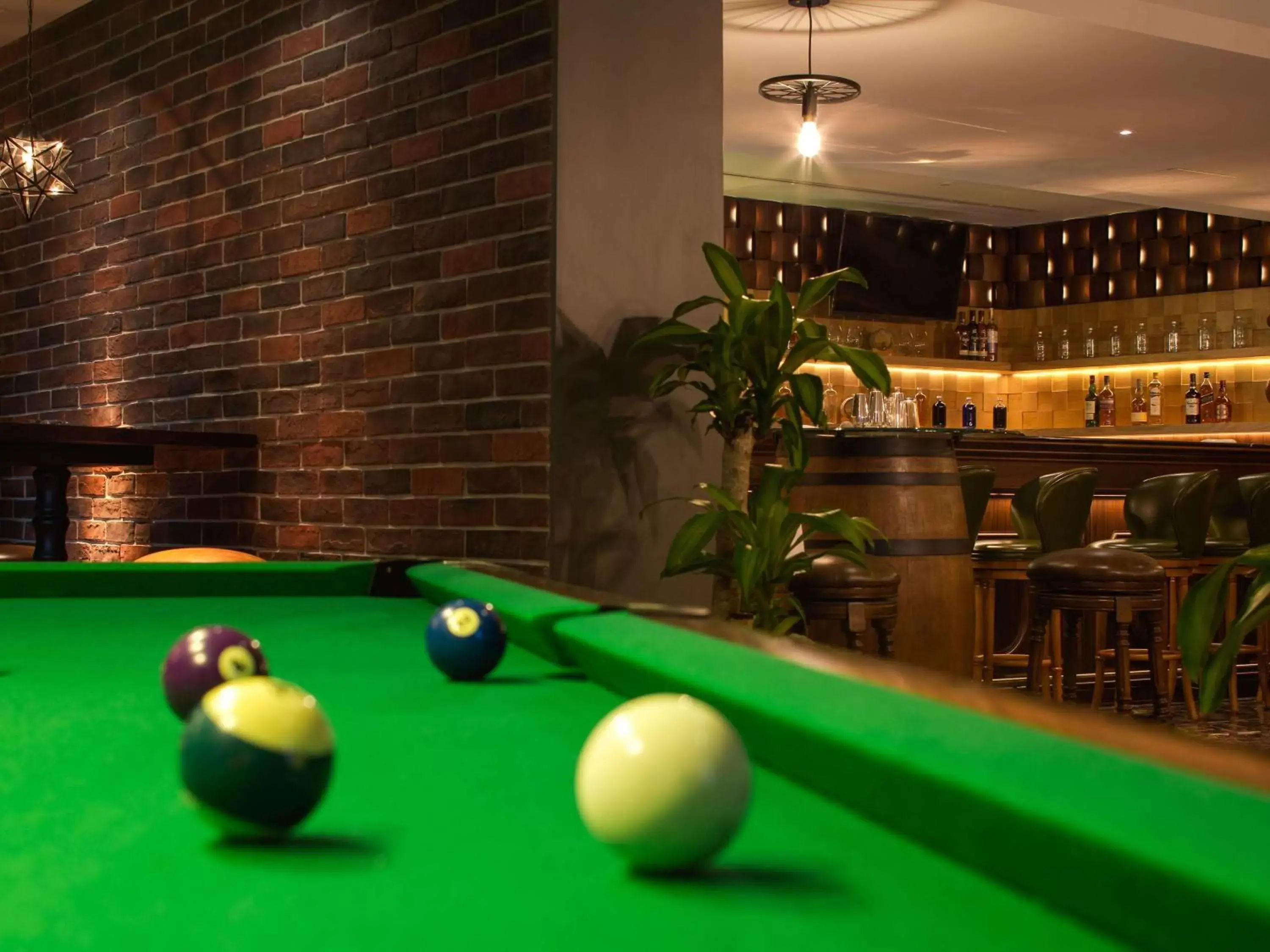 Lounge or bar, Billiards in Sofitel Dubai The Palm Resort & Spa