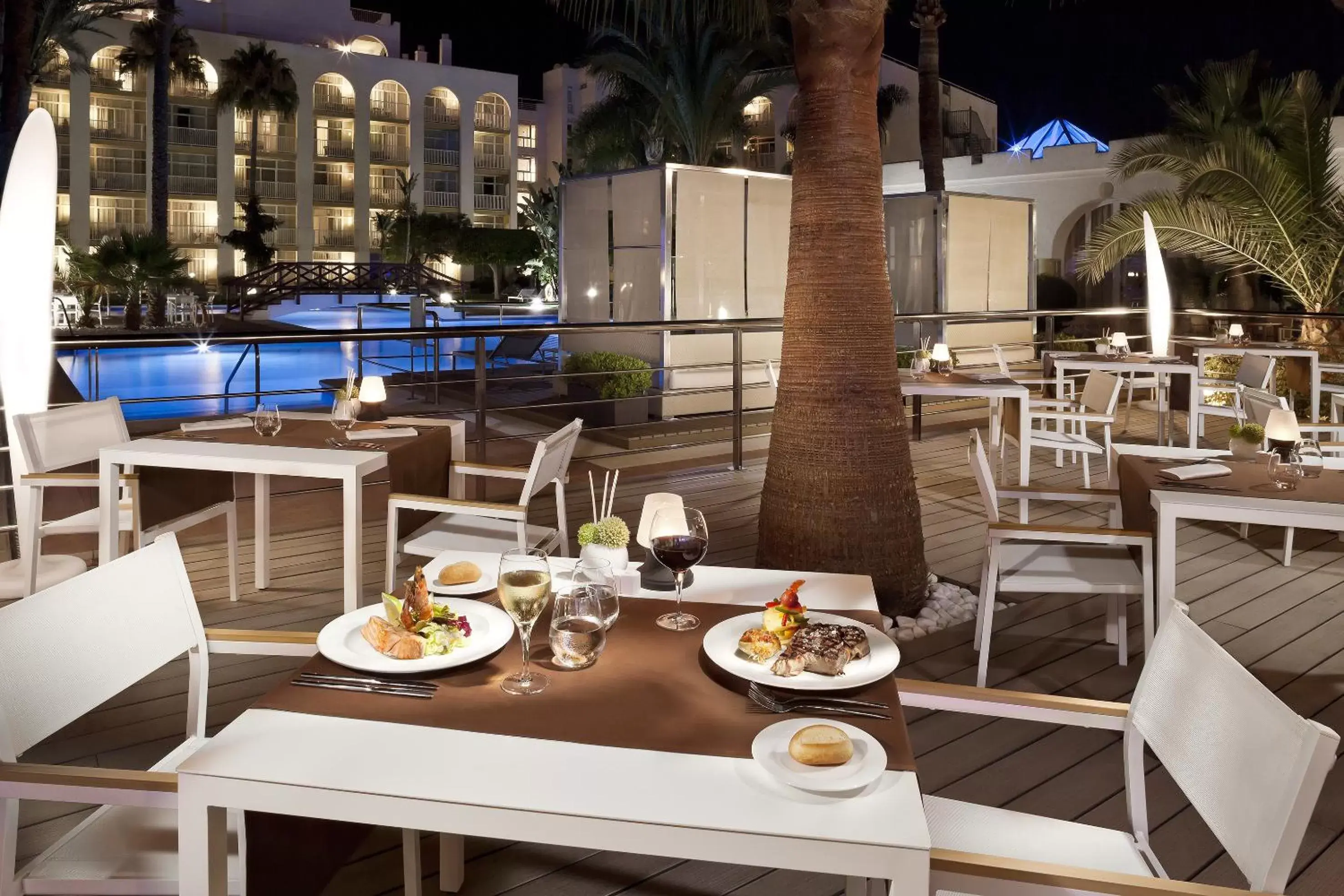 Lunch, Restaurant/Places to Eat in Melia Marbella Banús