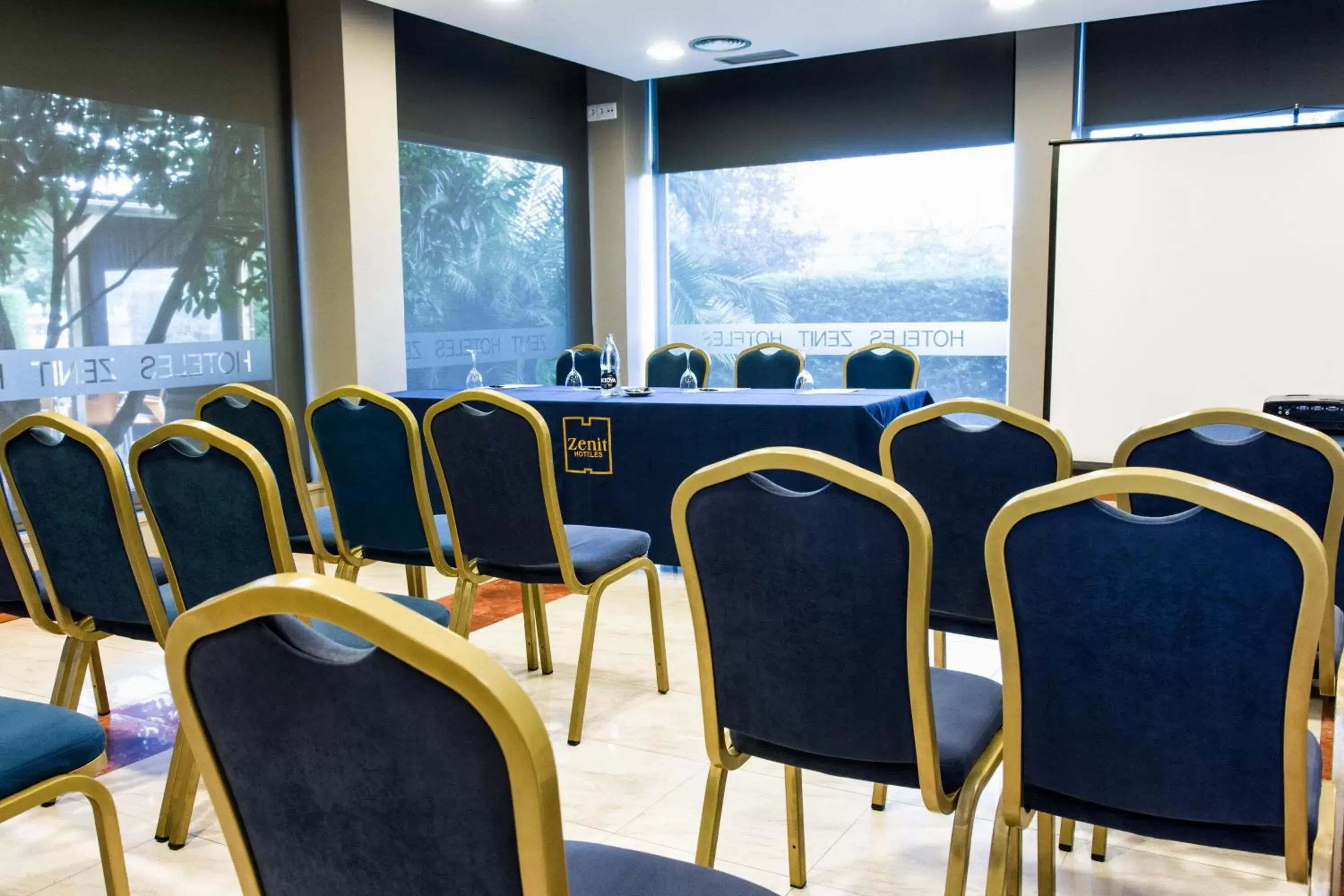 Meeting/conference room in Zenit Logroño