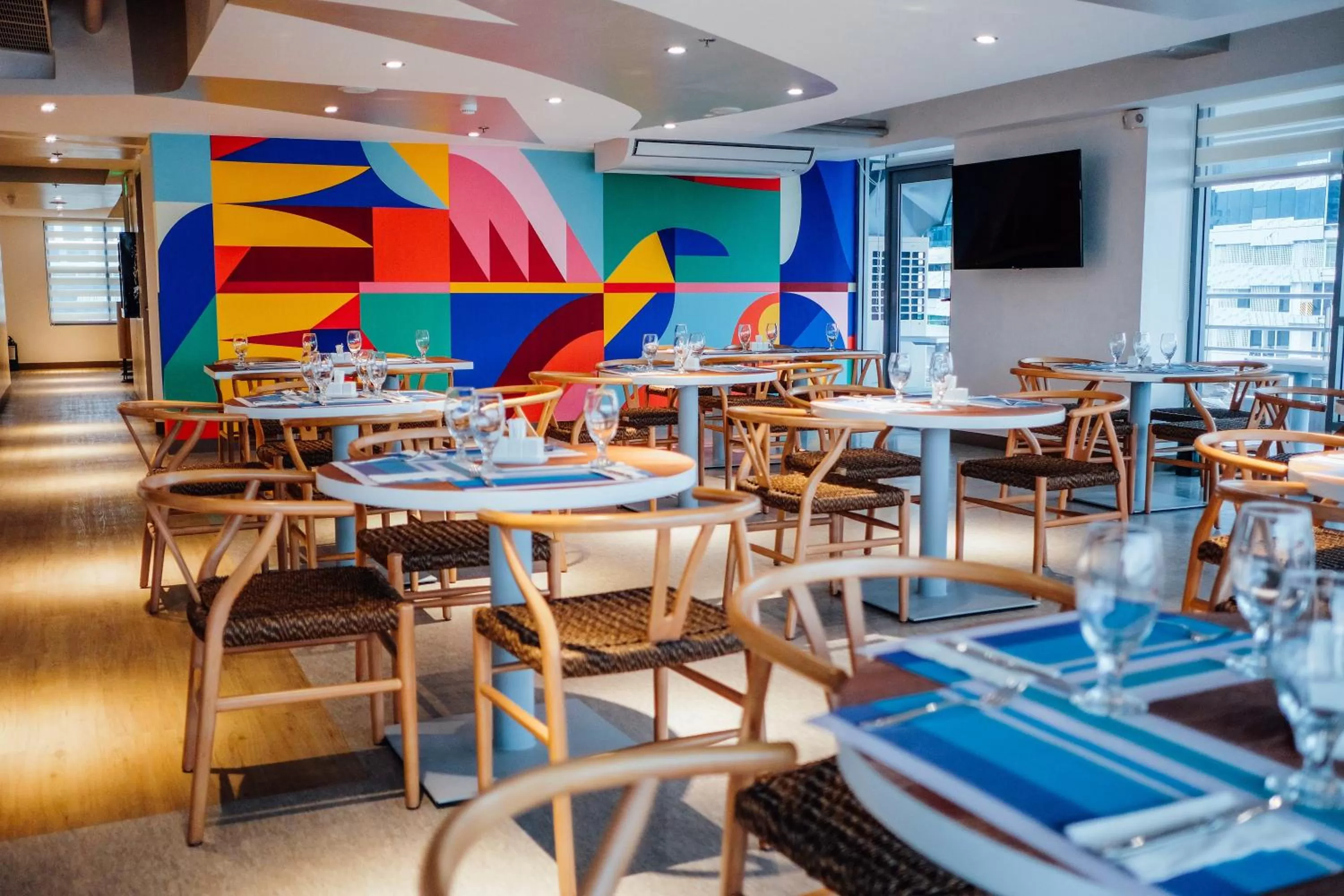 Restaurant/places to eat in TRYP by Wyndham Mall of Asia Manila