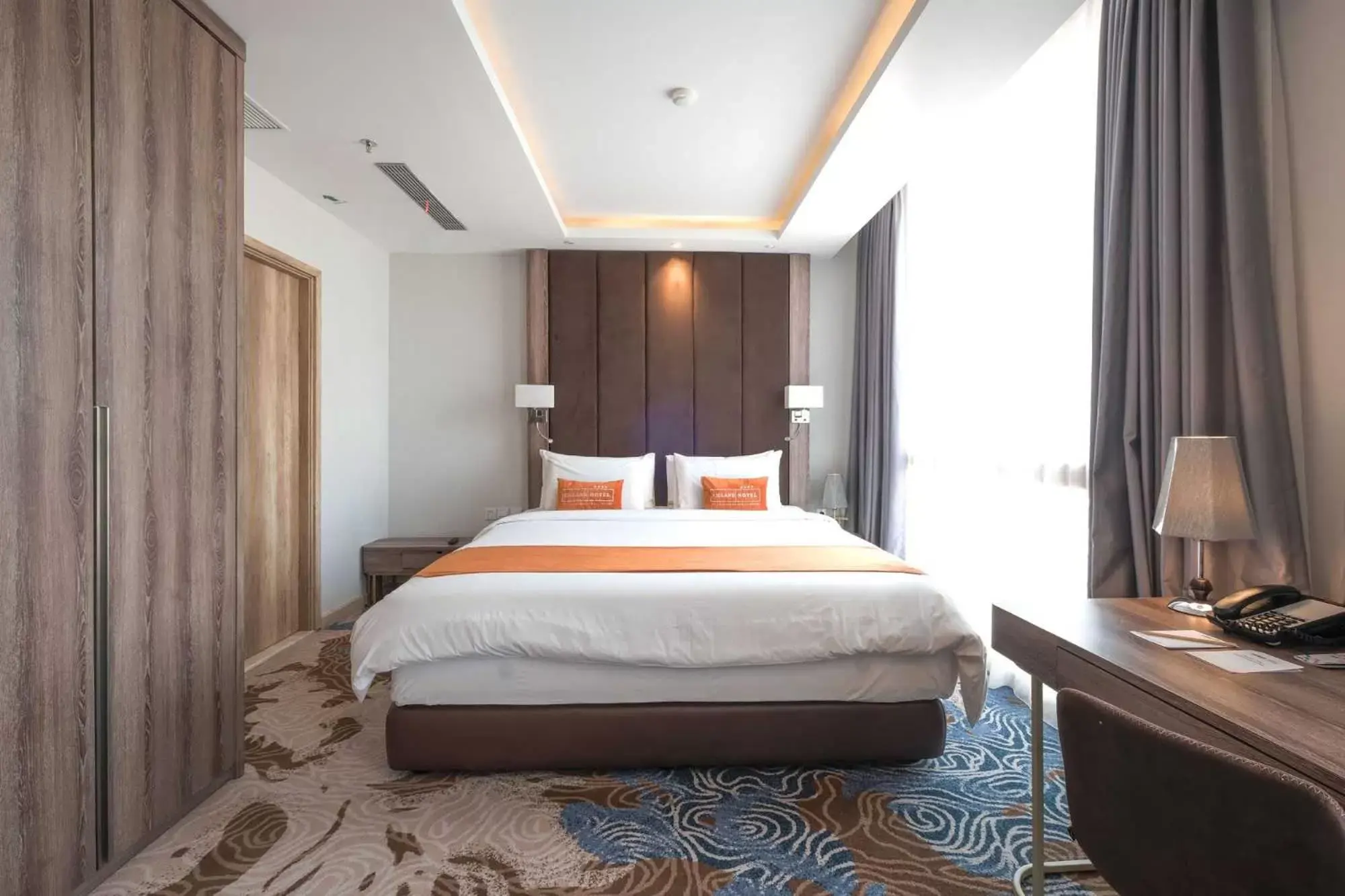 Bedroom, Bed in Bigland Hotel Bogor