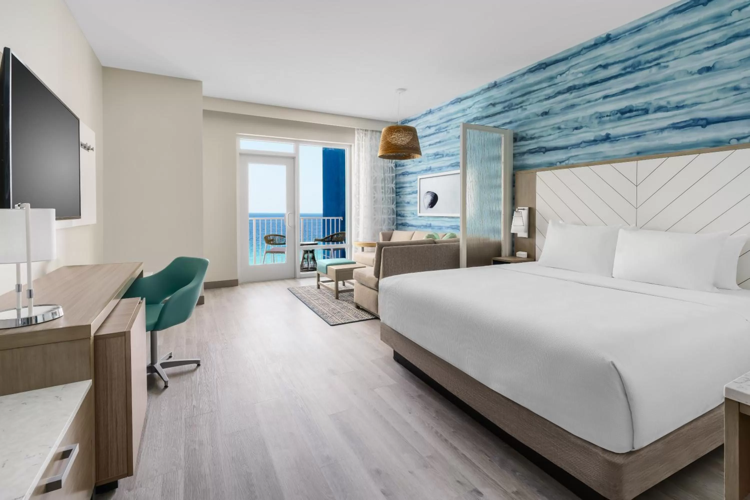 Photo of the whole room, Bed in Hyatt Place Panama City Beach - Beachfront