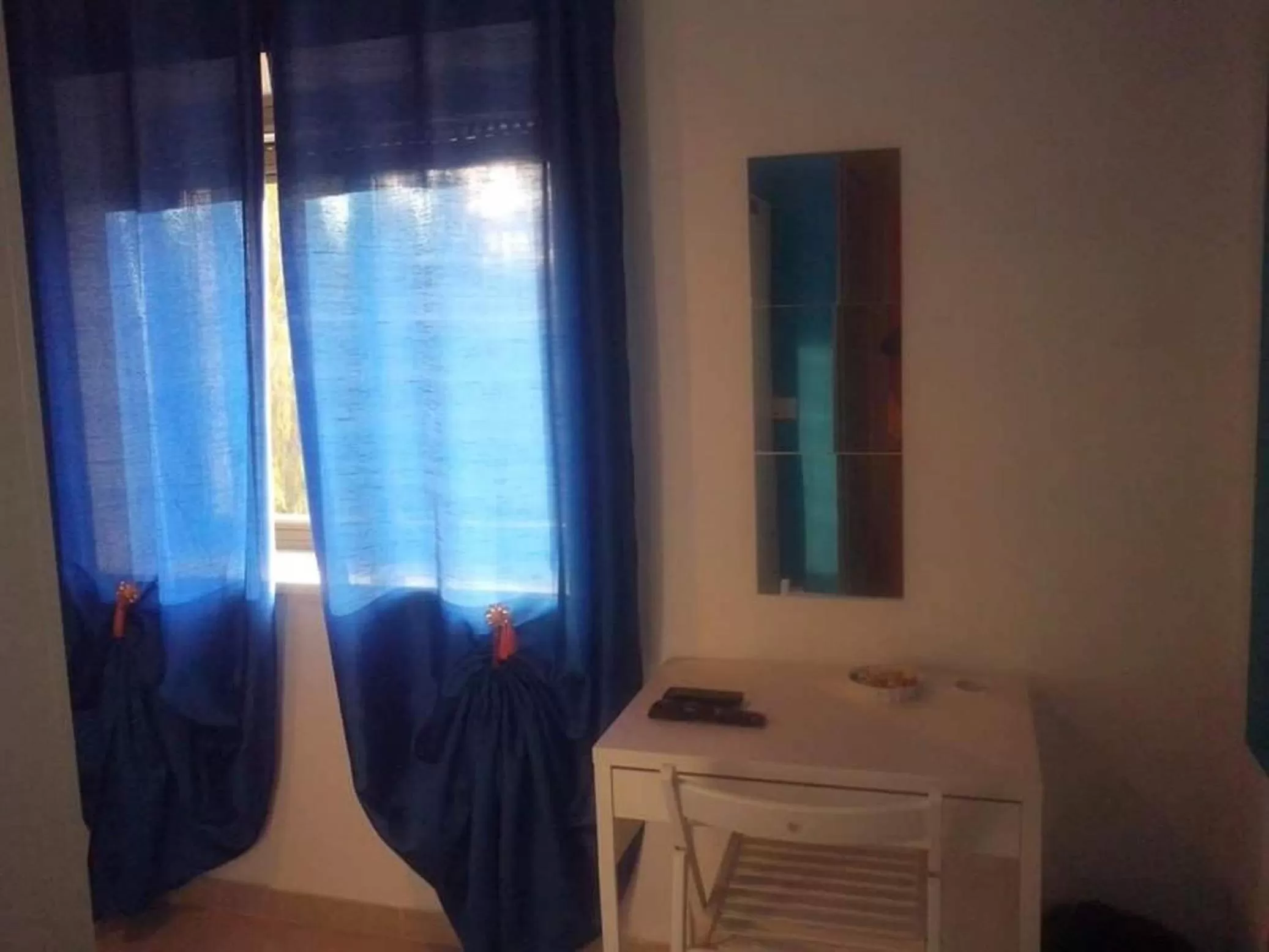 Decorative detail, Bed in B&B Pian del Lago