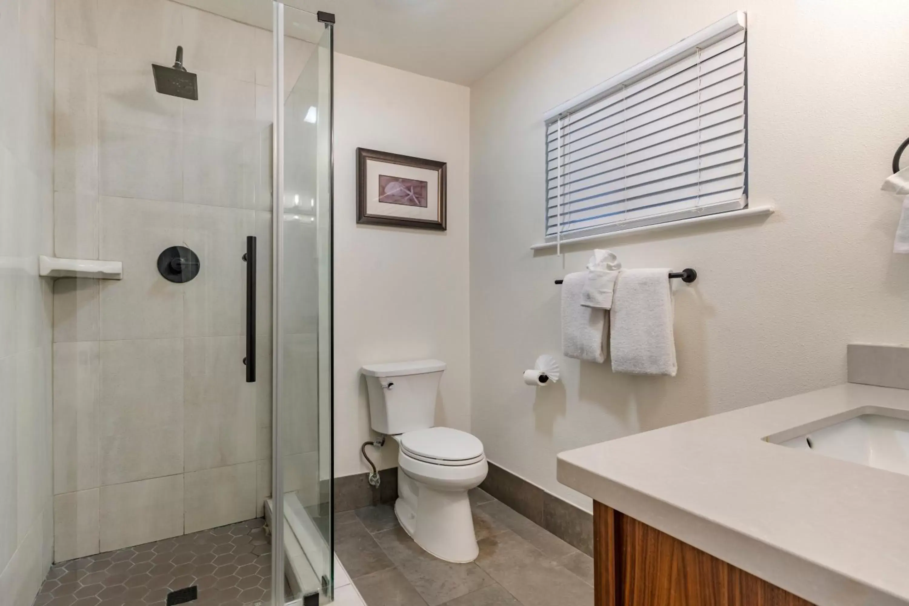 Bathroom in Best Western Carmel's Town House Lodge