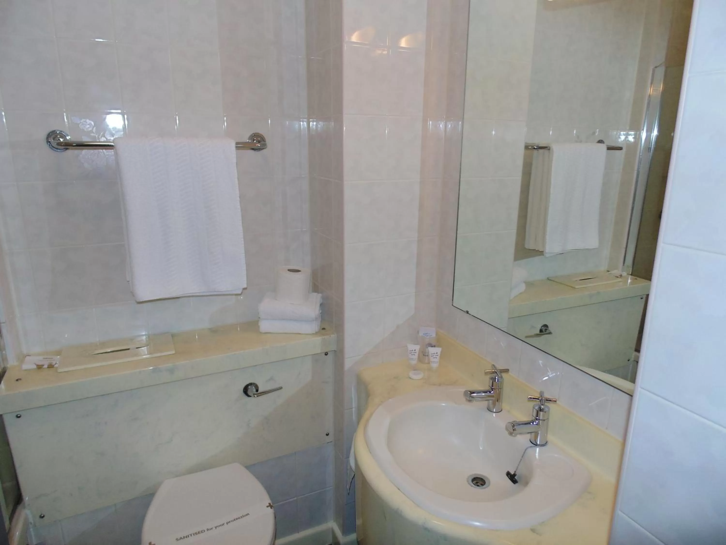 Bathroom in Best Western Plus Lancashire Manor Hotel