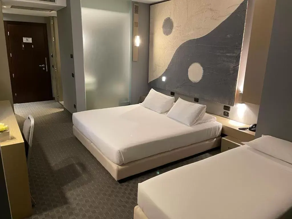Bed in Bes Hotel Cremona Soncino