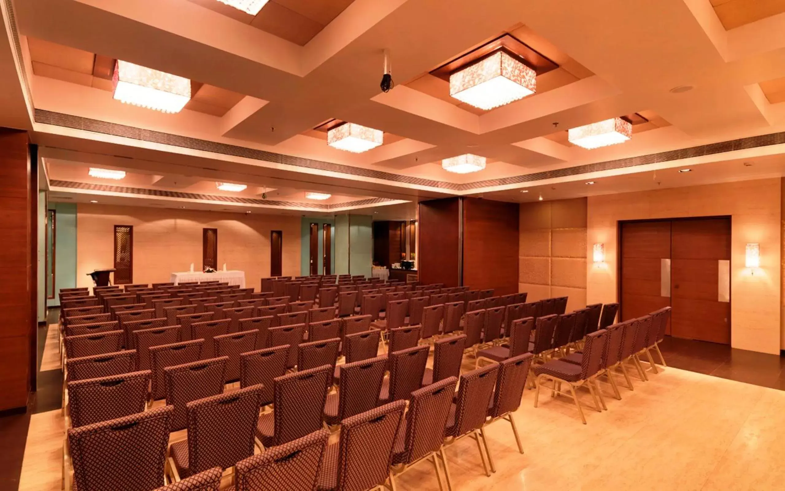 Banquet/Function facilities in Spree Shivai Hotel