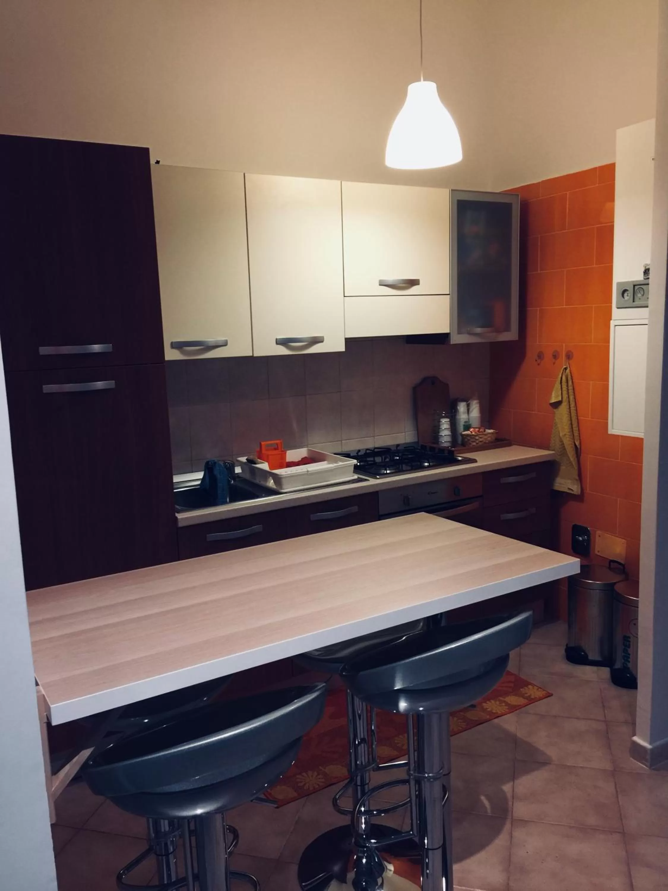 Dining area in Bedroom 21