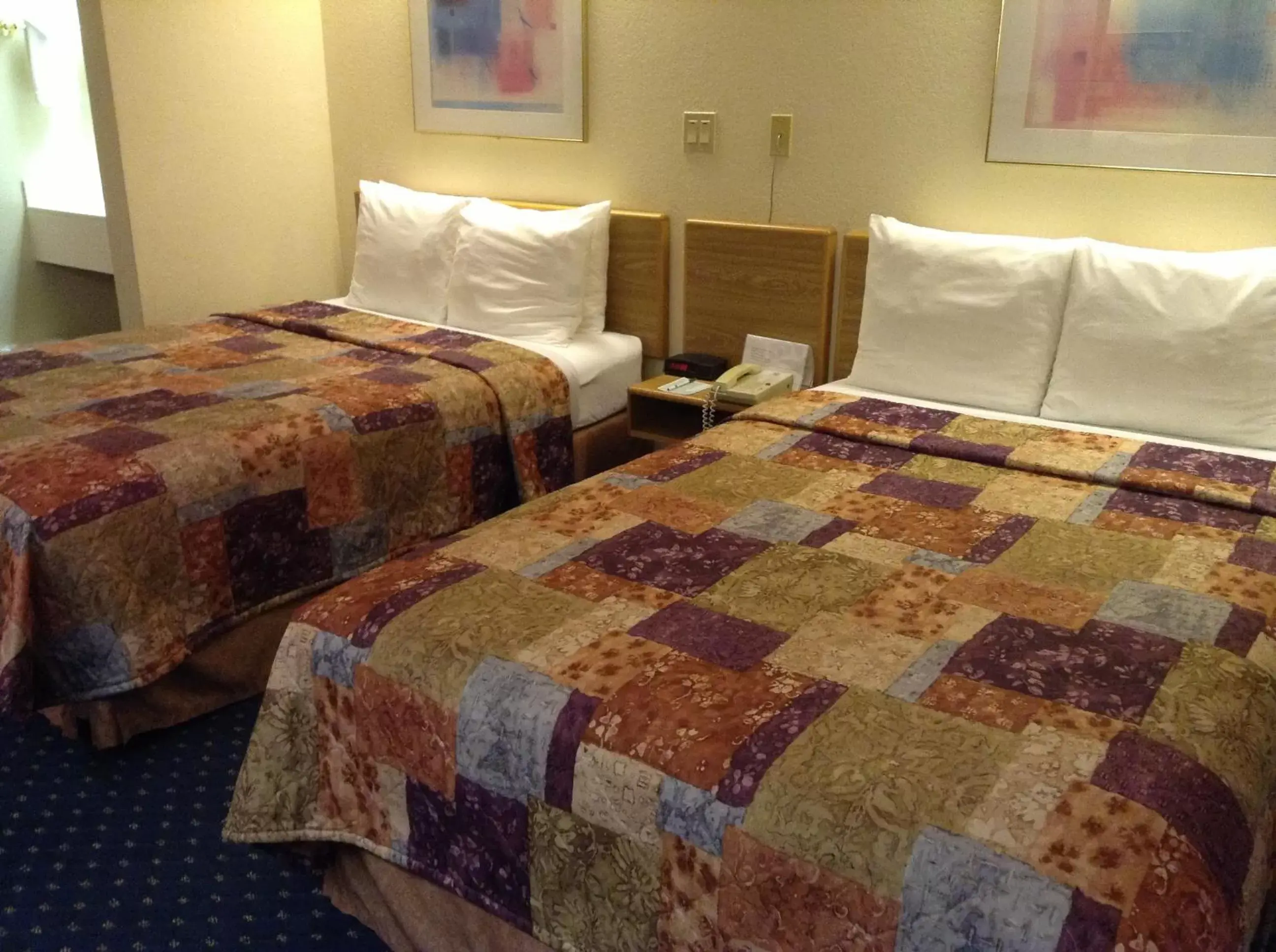 Double Room with Two Double Beds in Econo Lodge Denver International Airport