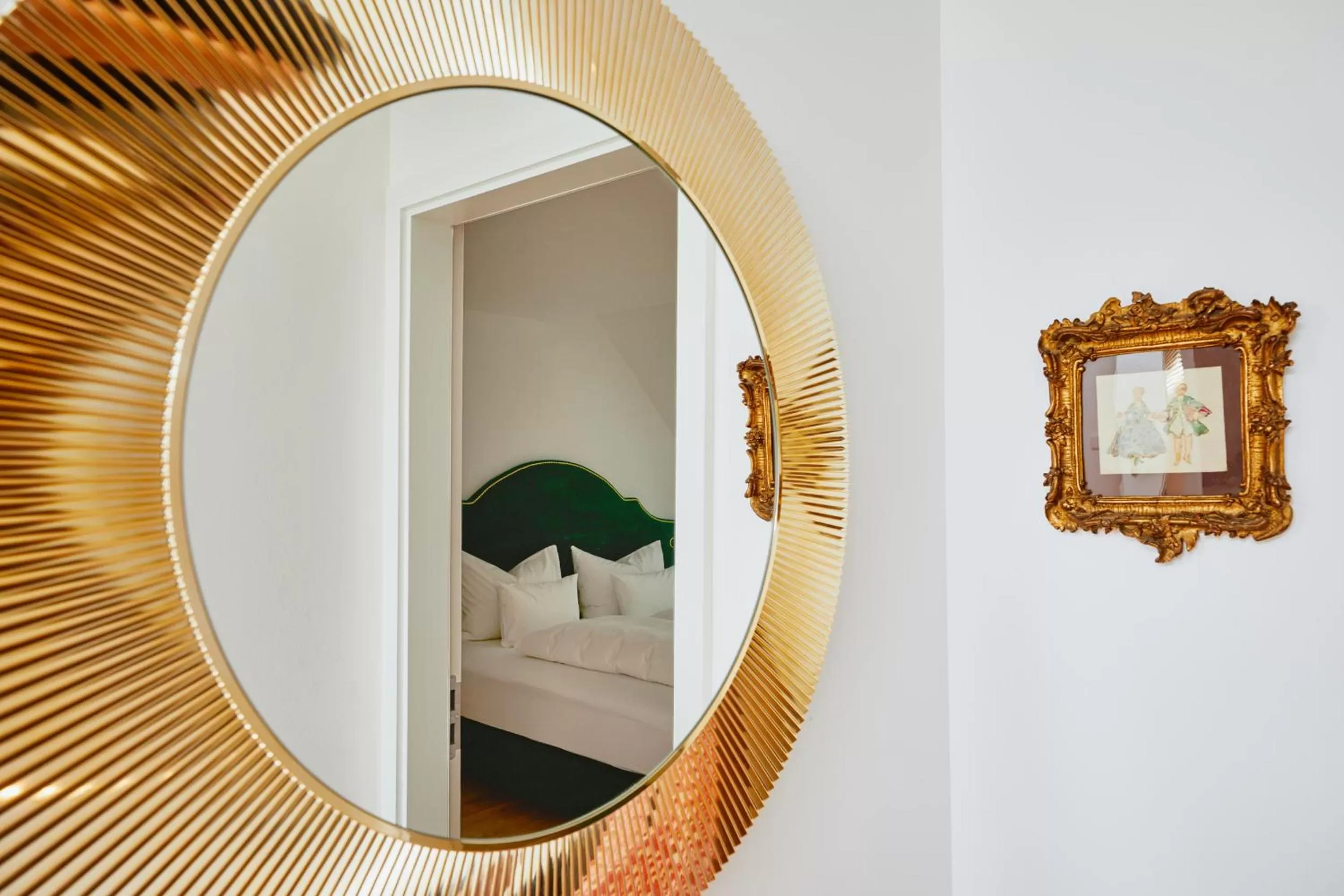 Photo of the whole room, Bed in Boutiquehotel Zum Goldenen Hirschen