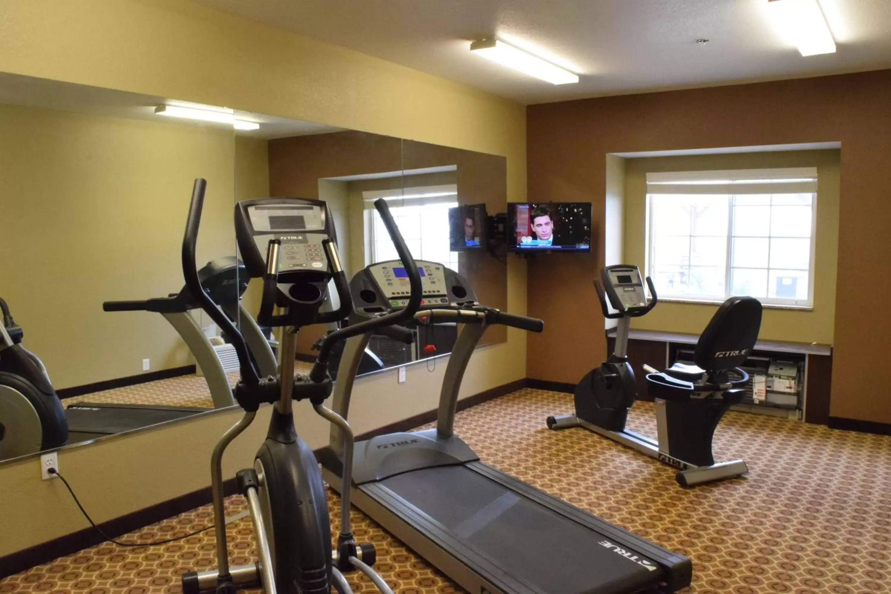 Fitness centre/facilities, Fitness Center/Facilities in Microtel Inn and Suites Pecos