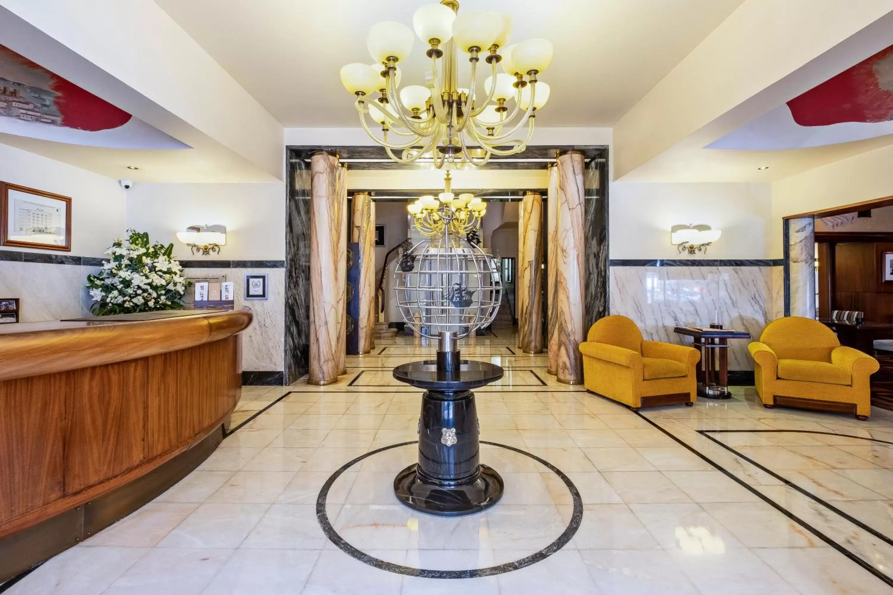 Lobby or reception, Lobby/Reception in Hotel Britania Art Deco - Lisbon Heritage Collection - Avenida