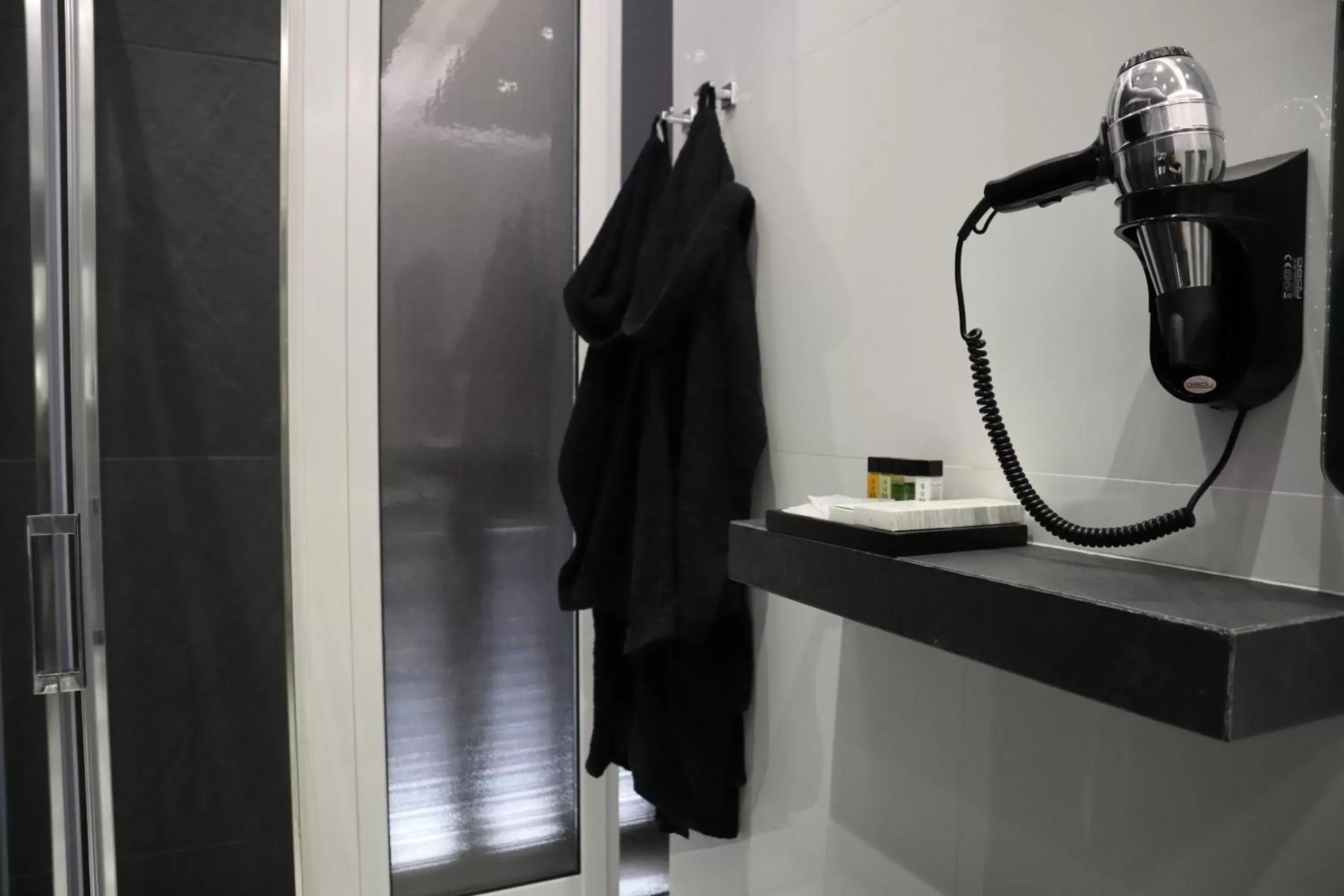 Bathroom in Rettifilo 201 Exclusive Rooms