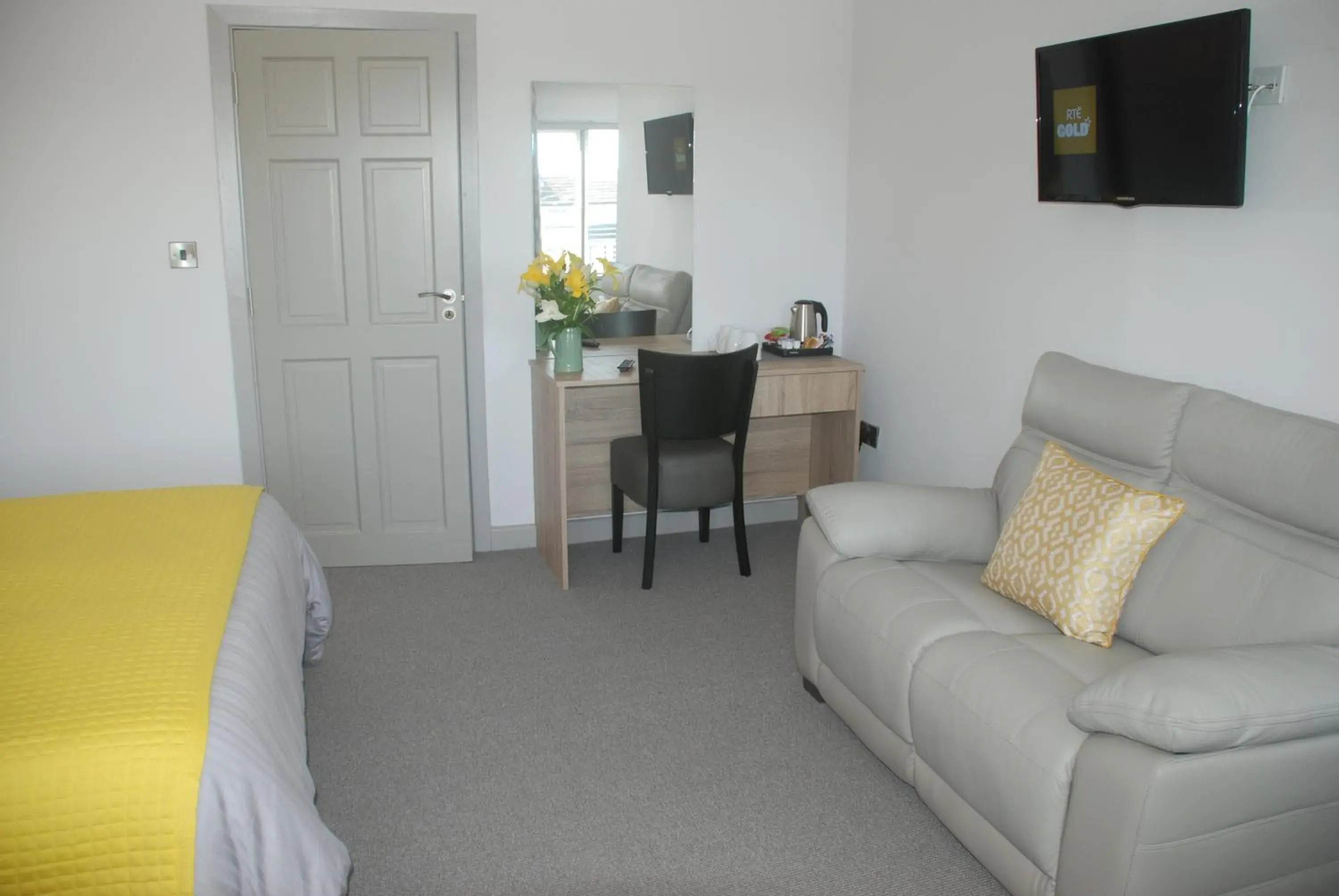 Bedroom, Seating Area in Tuskar House by the Sea