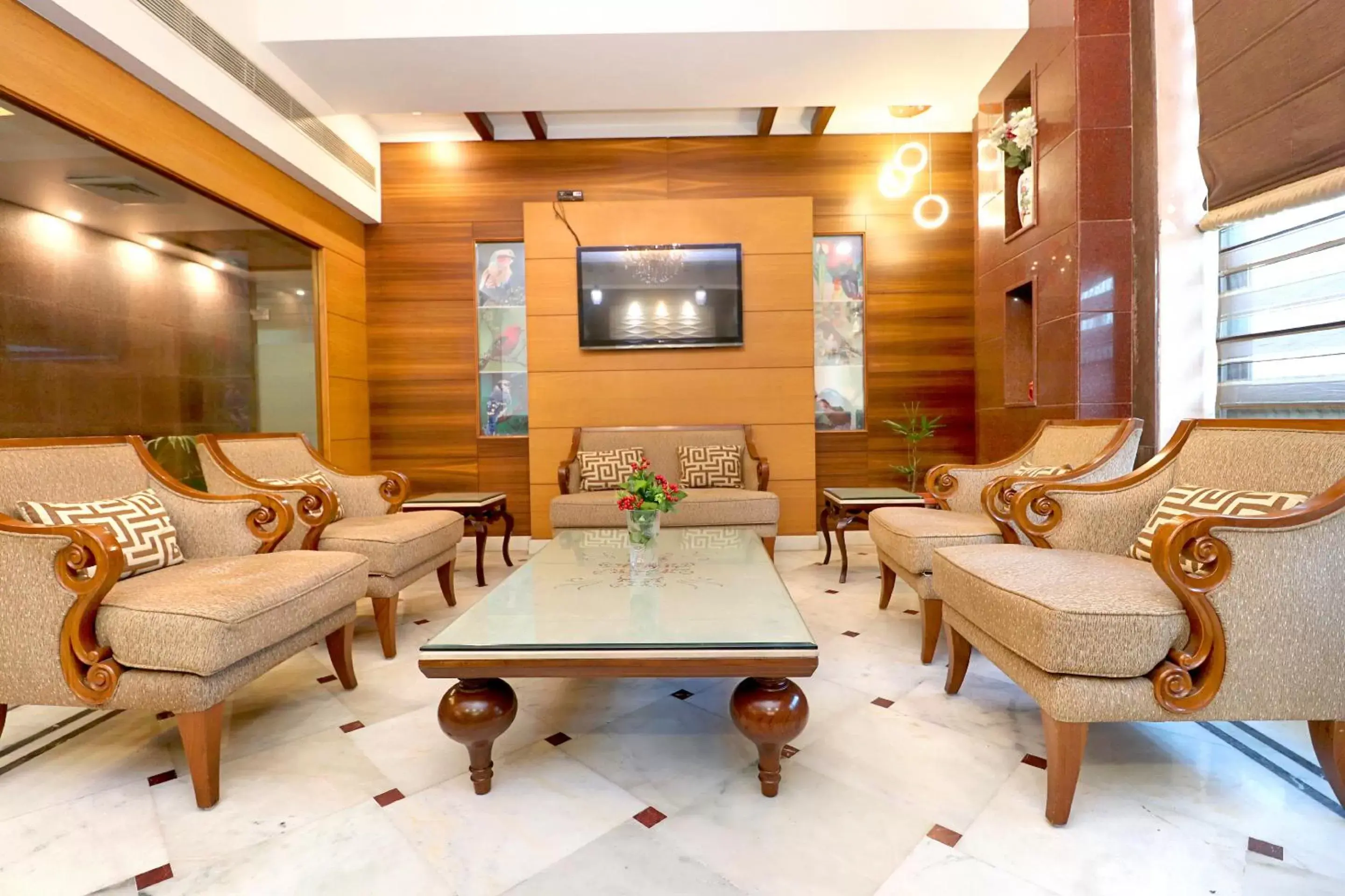 Lobby or reception, Seating Area in Hotel Leela Grande