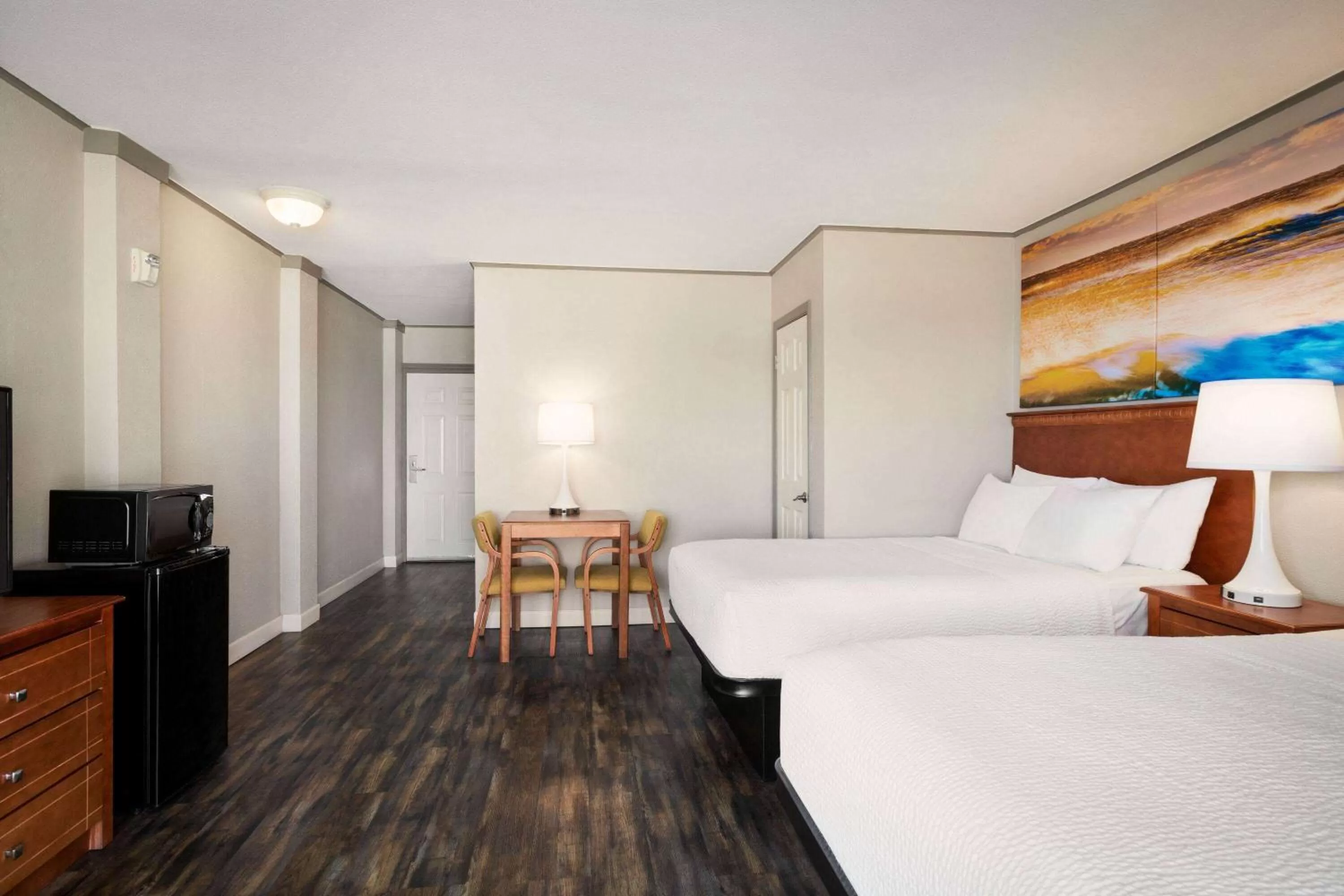 Photo of the whole room, Bed in Days Inn by Wyndham Ocean City Oceanfront