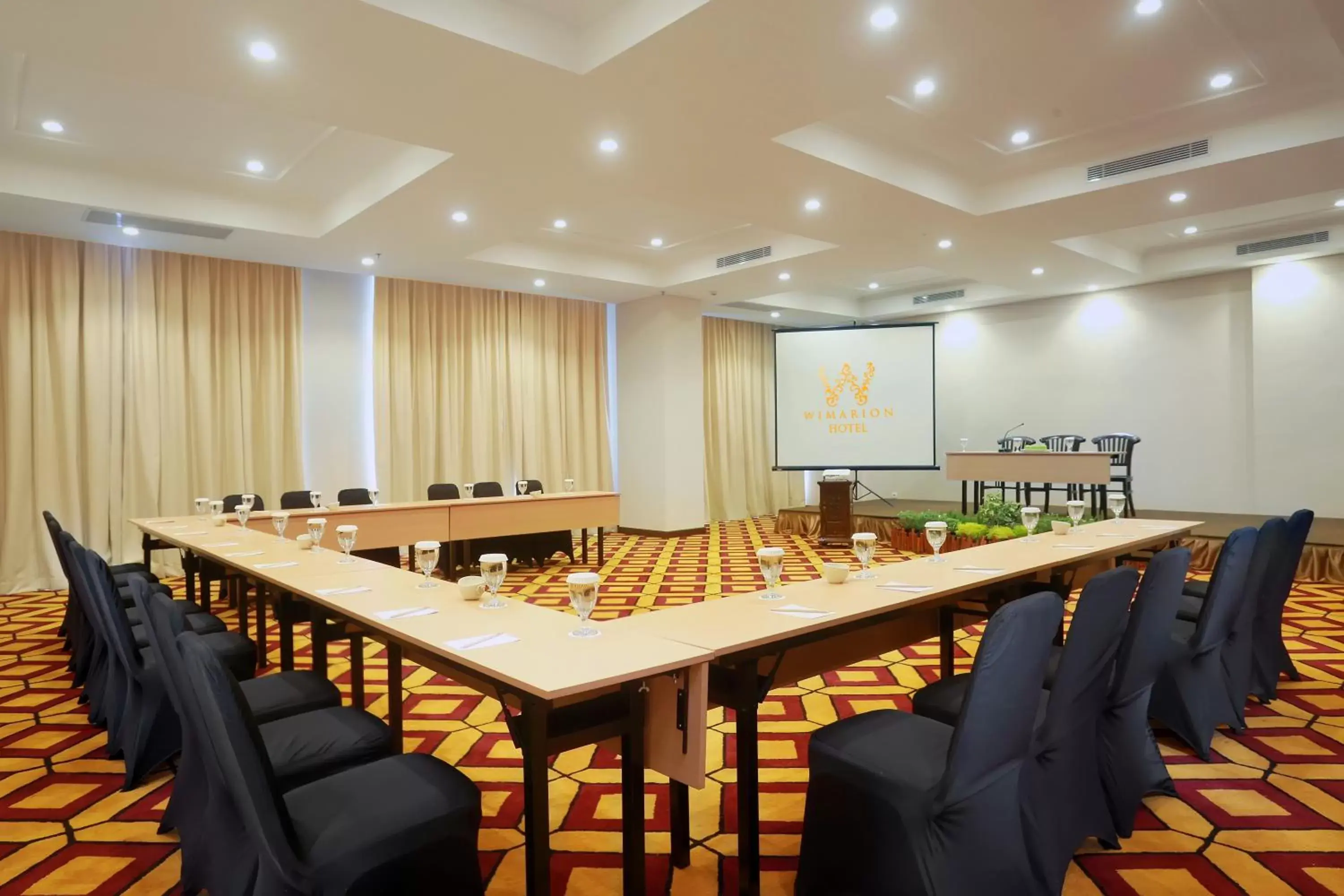 Meeting/conference room in Wimarion Hotel Semarang