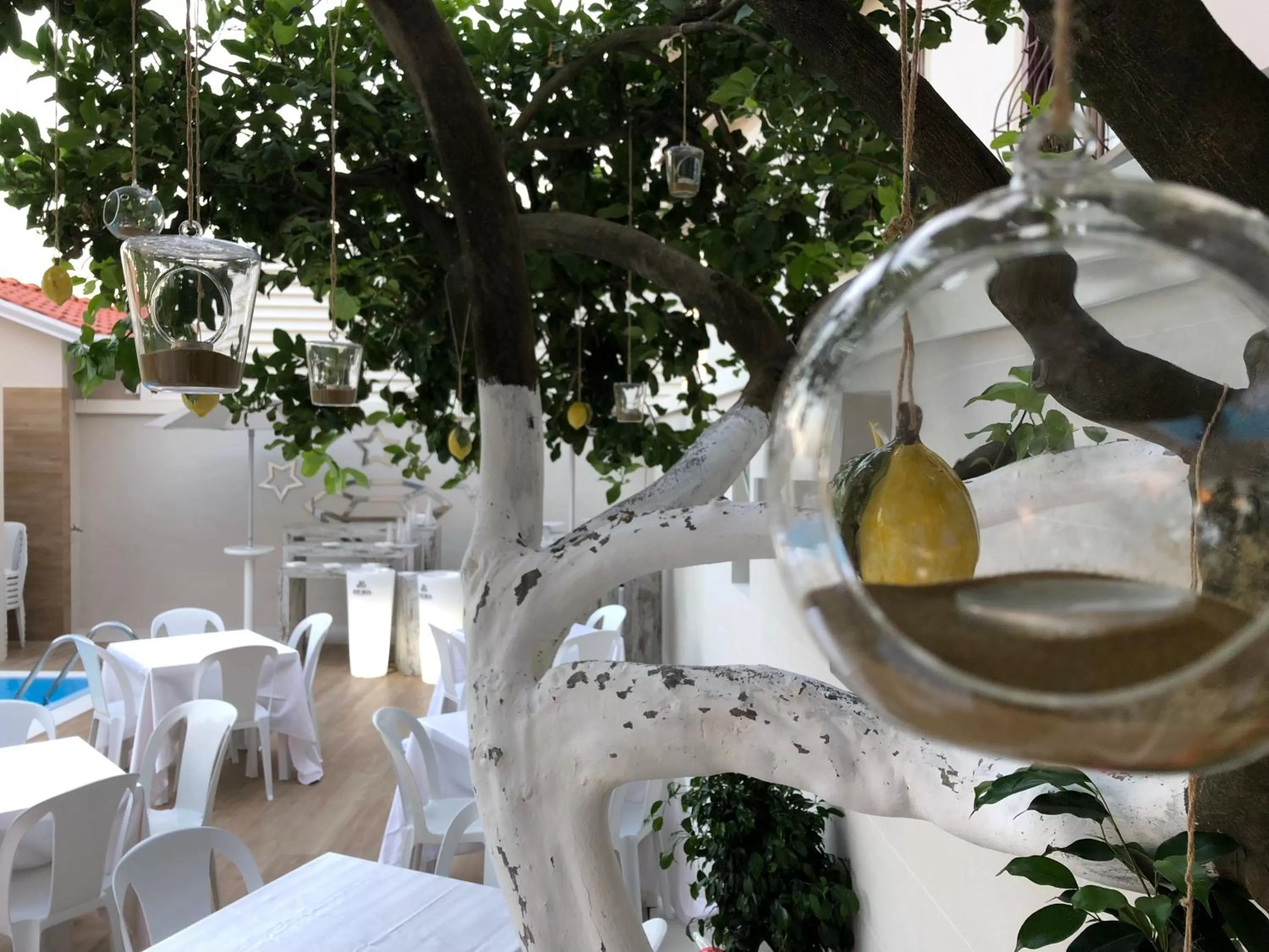 Swimming pool in Hotel Smeraldo