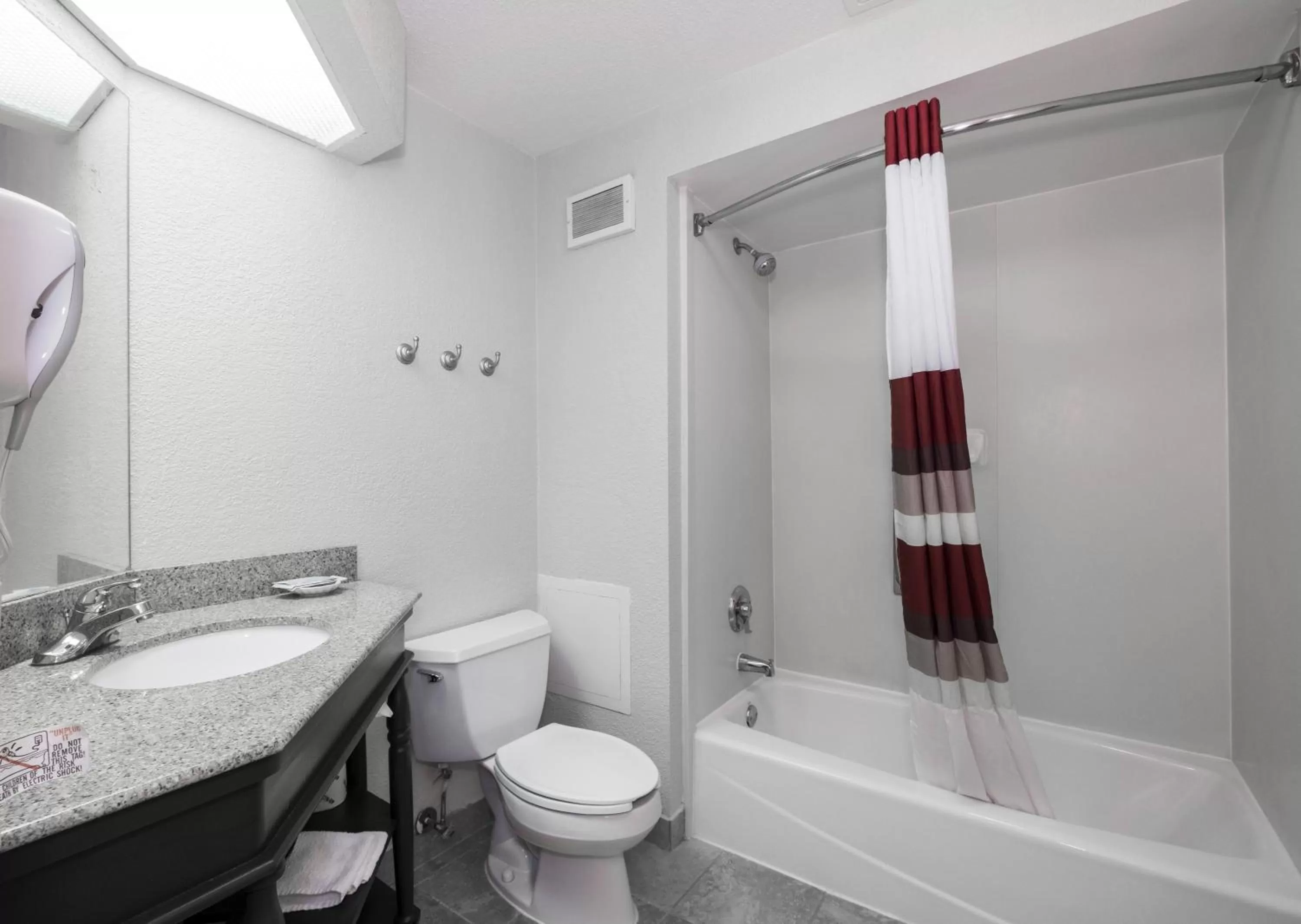 Bathroom in Sonesta Essential Ames