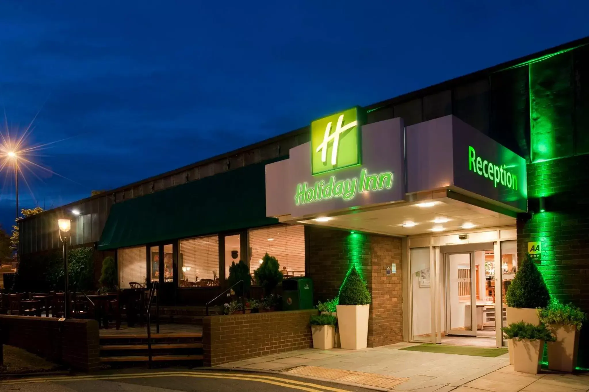 Property Building in Holiday Inn Leeds-Wakefield M1 Jct40, an IHG Hotel