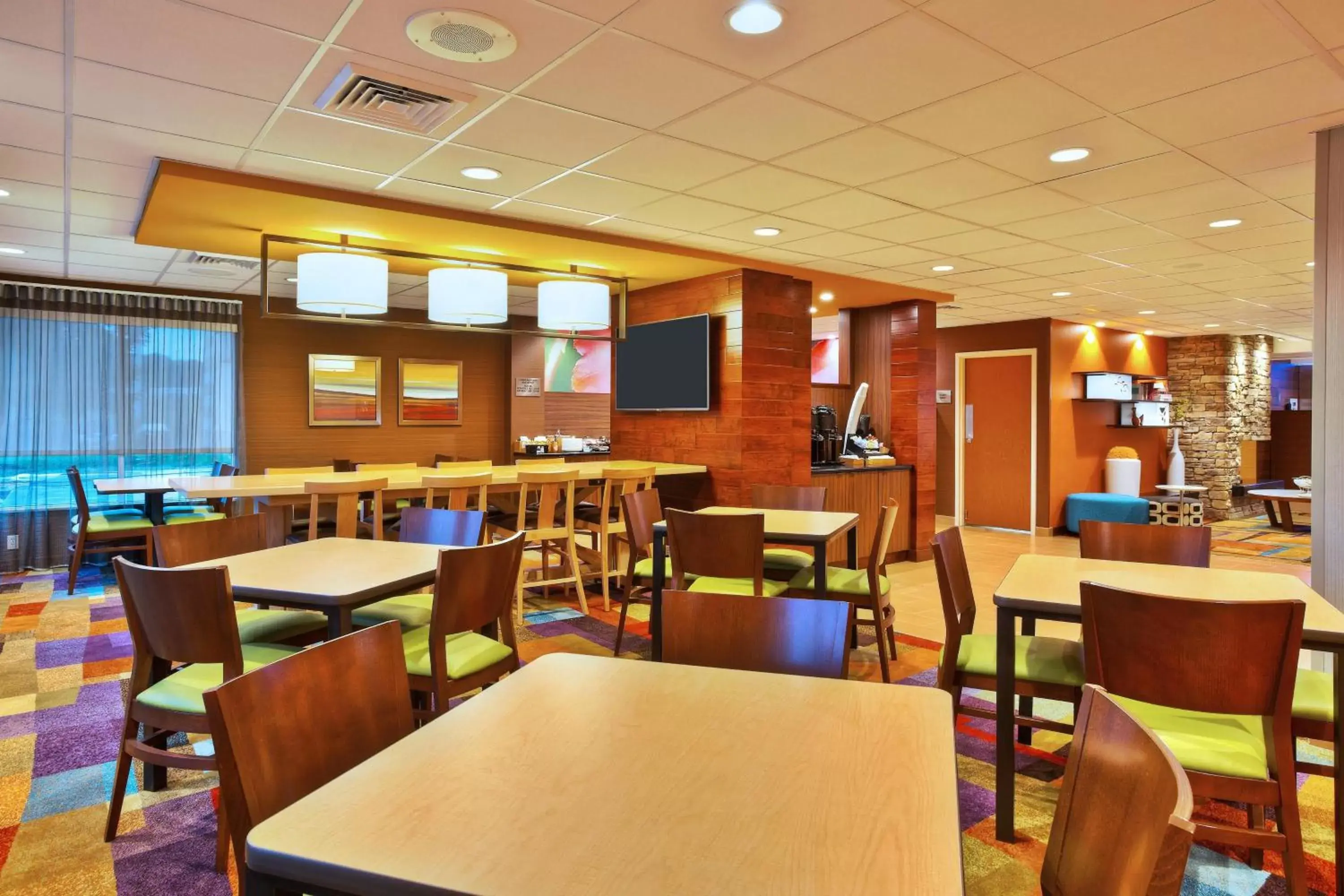 Breakfast, Restaurant/Places to Eat in Fairfield Inn & Suites by Marriott Madison West/Middleton
