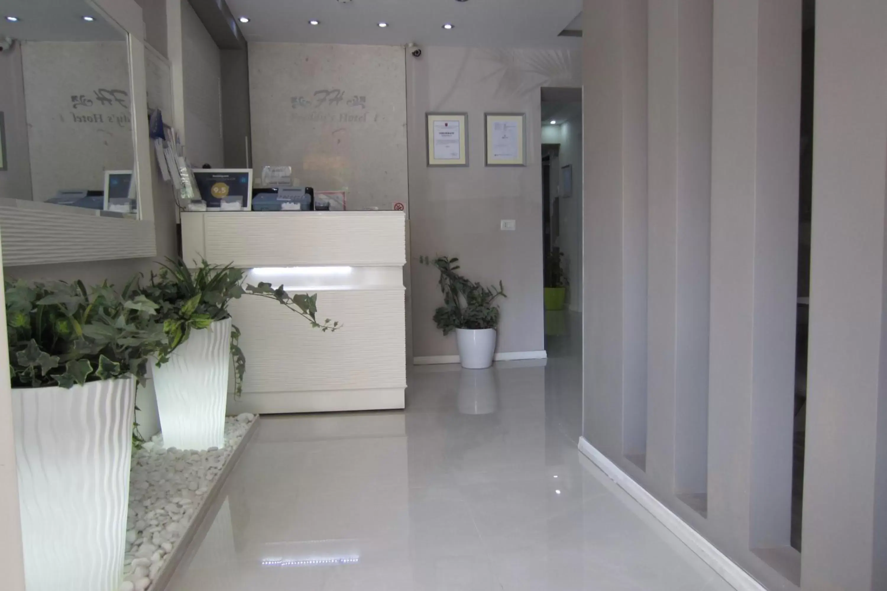 Lobby or reception in Freddy's Hotel Lobby or reception in Freddy's Hotel