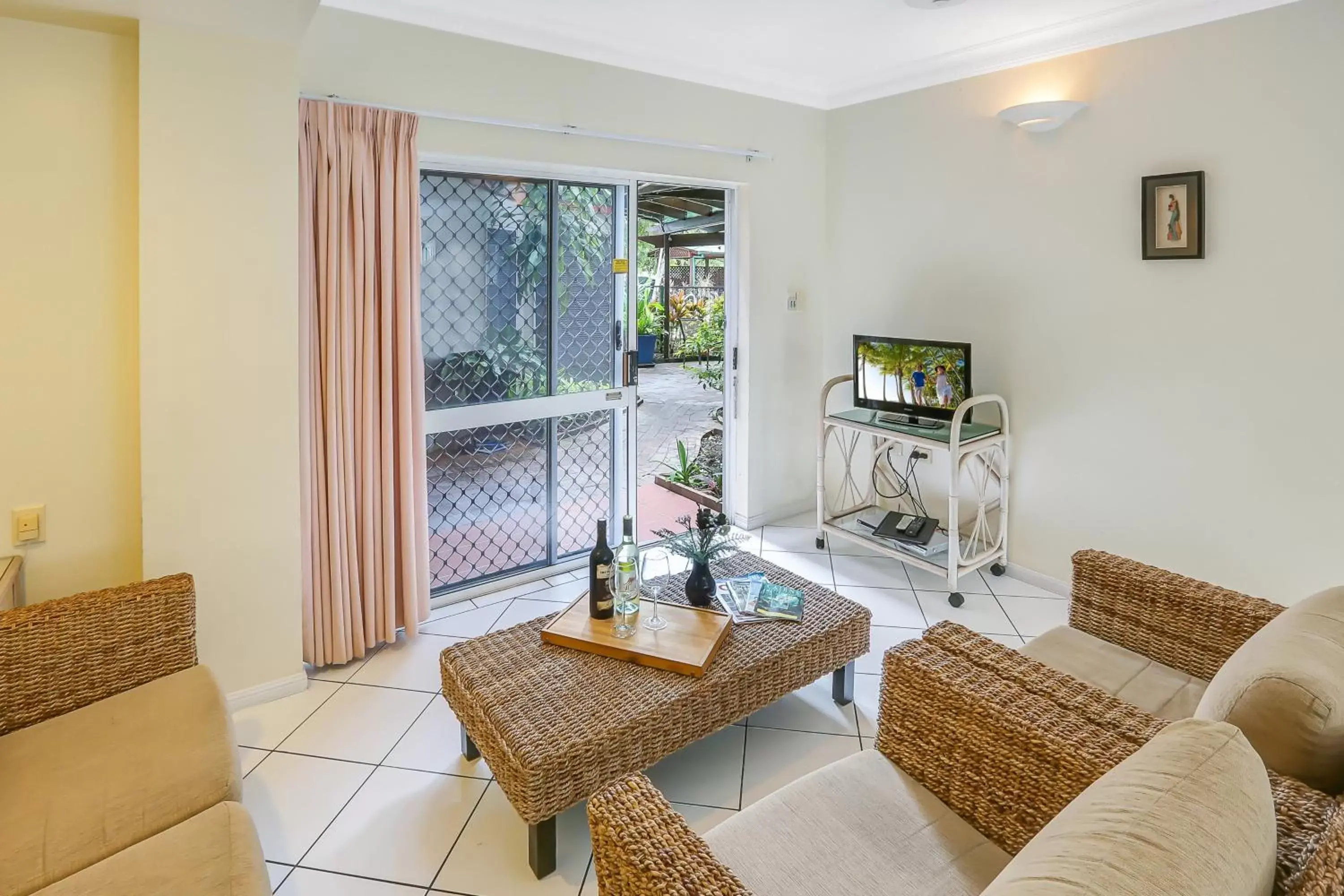 Seating Area in Koala Court Holiday Apartments