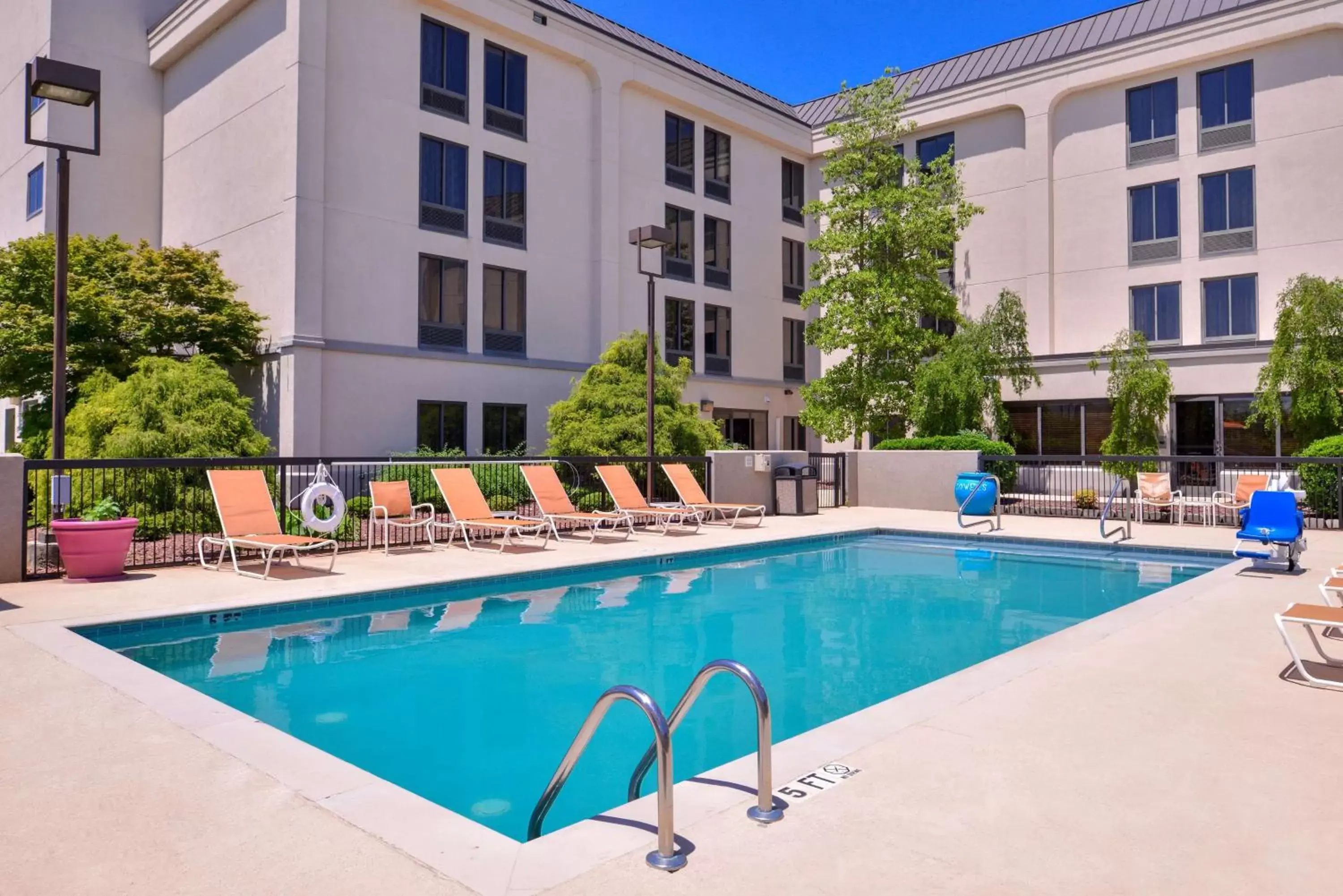Pool view, Swimming Pool in Hampton Inn by Hilton Decatur