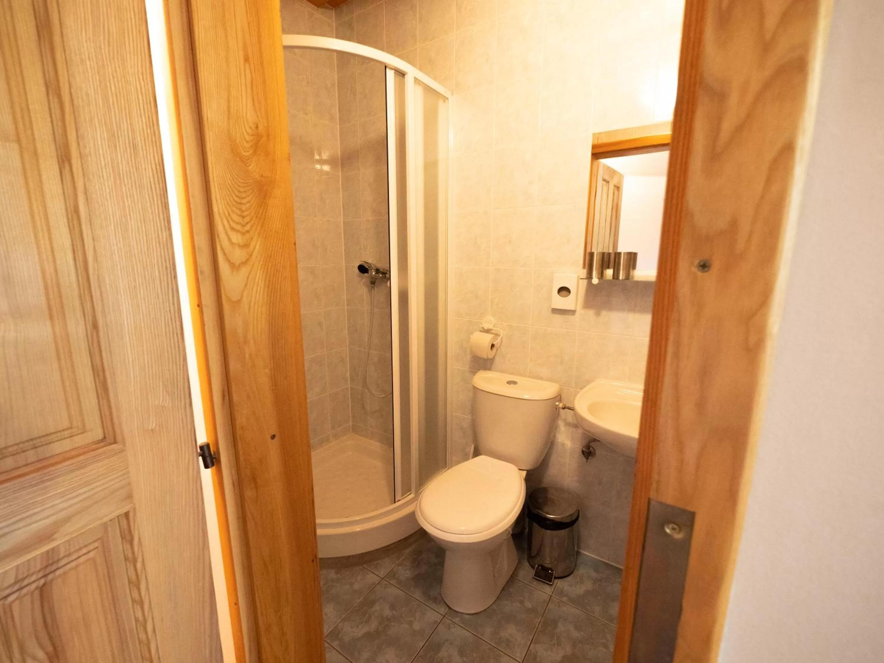 Shower in SKI CIERNY BALOG