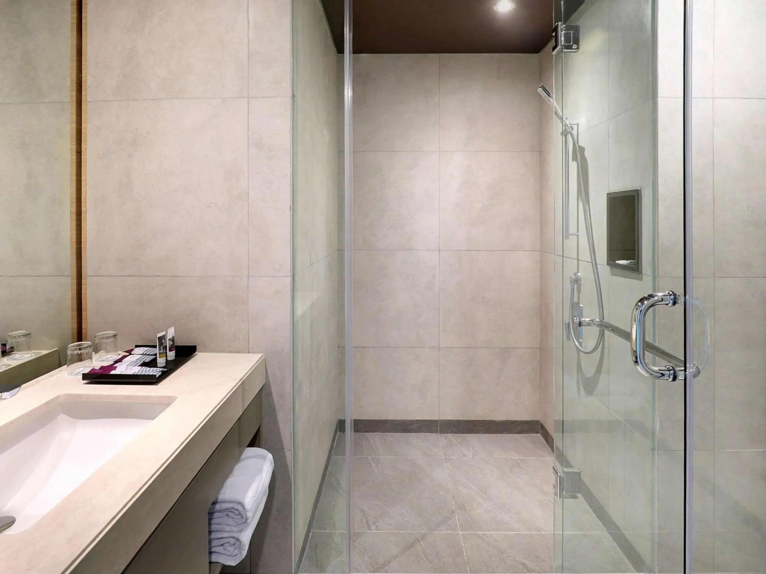 Bathroom in Mercure Makassar Nexa Pettarani