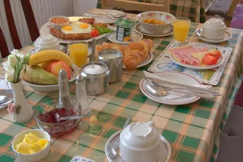 Food, Breakfast in Albro House Hotel