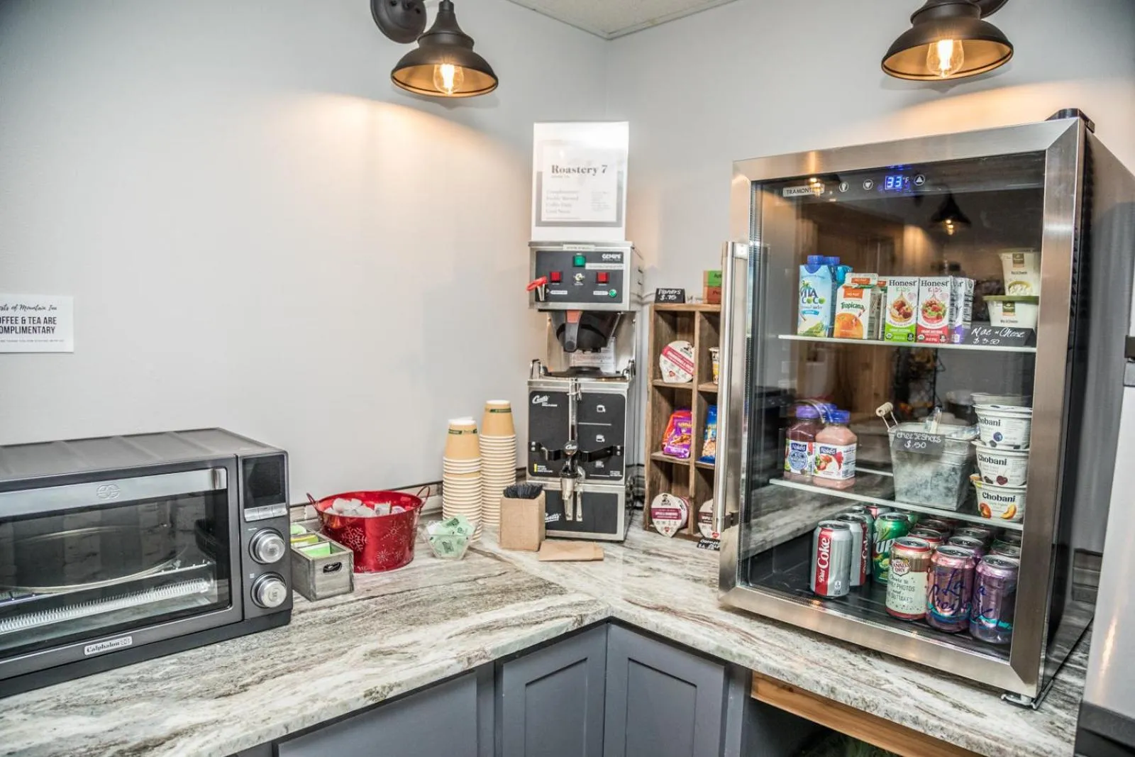 Food and drinks in Mountain Inn at Lutsen