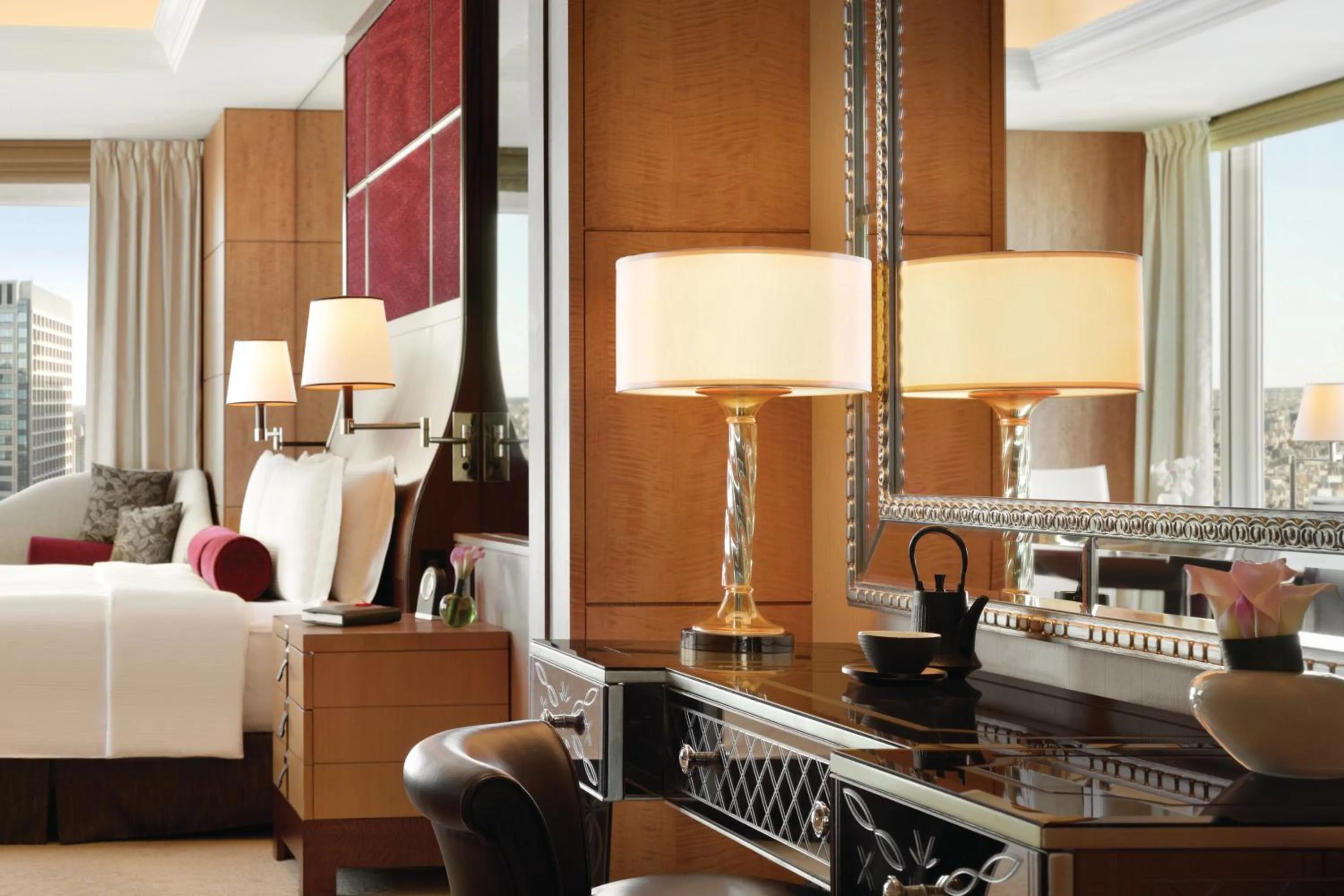 Seating area in Shangri-La Tokyo