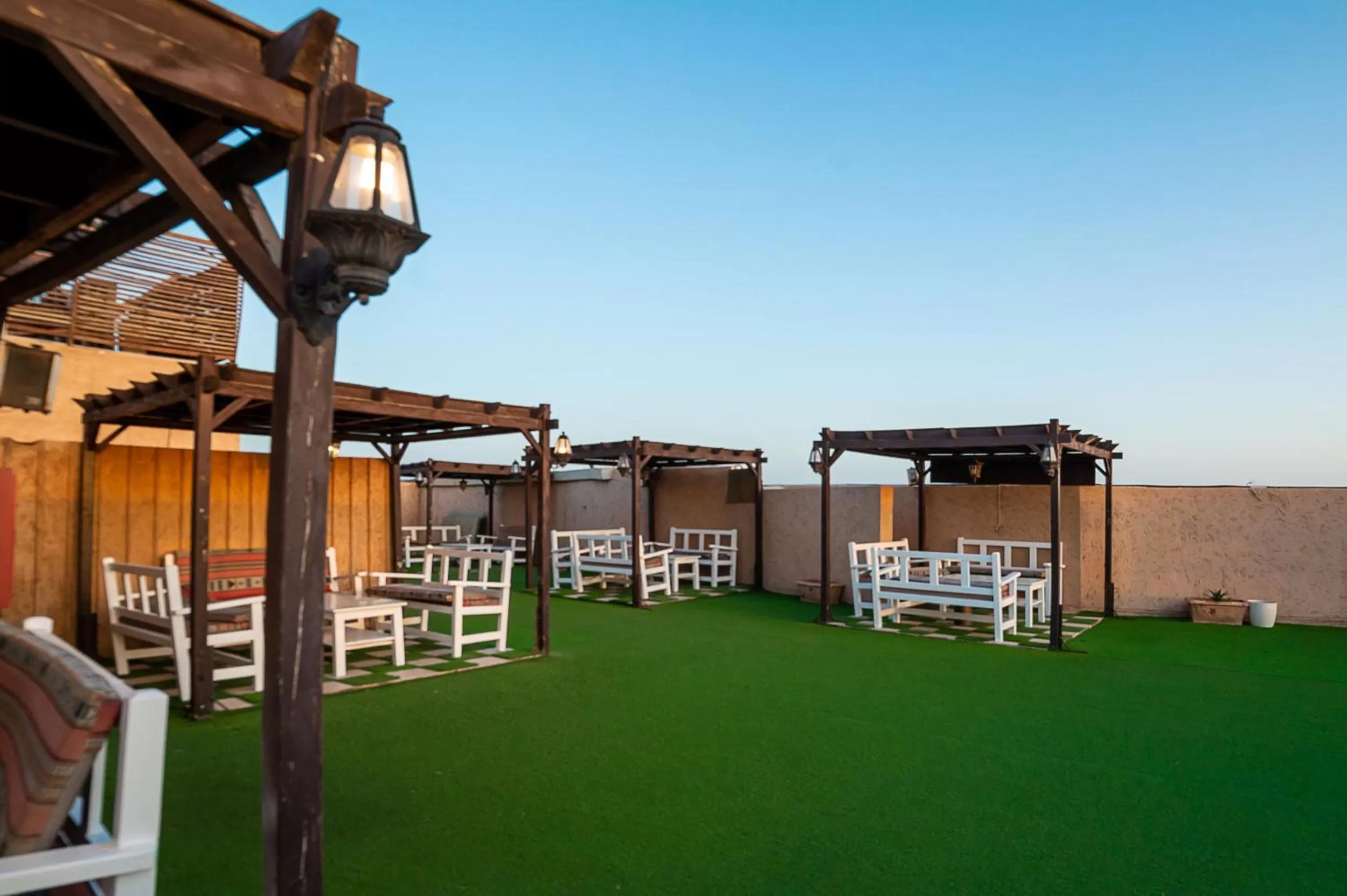 Golden Garden Al Corniche