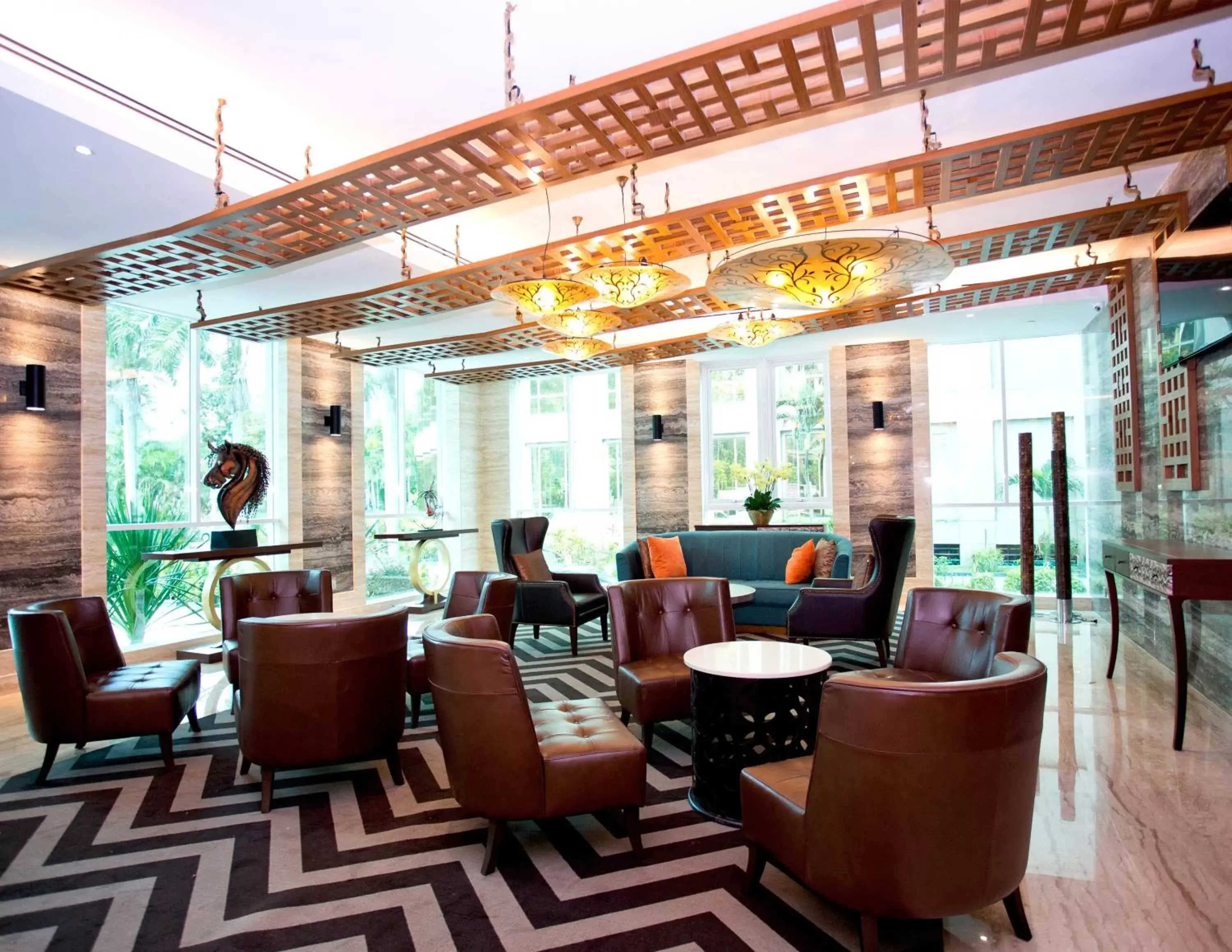 Lounge or bar, Restaurant/Places to Eat in Vouk Hotel Suites, Penang