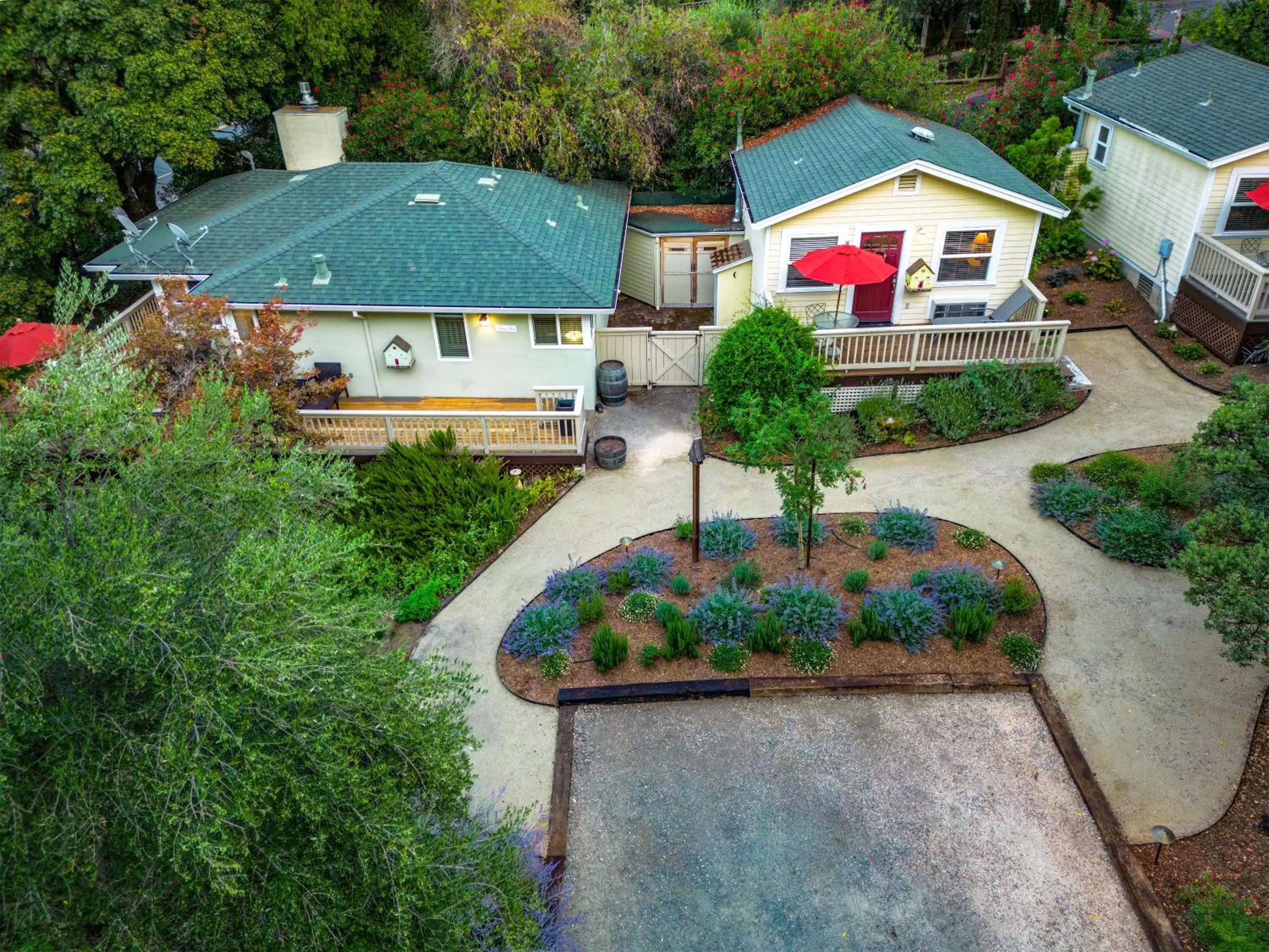 View (from property/room), Bird's-eye View in Aurora Park Cottages